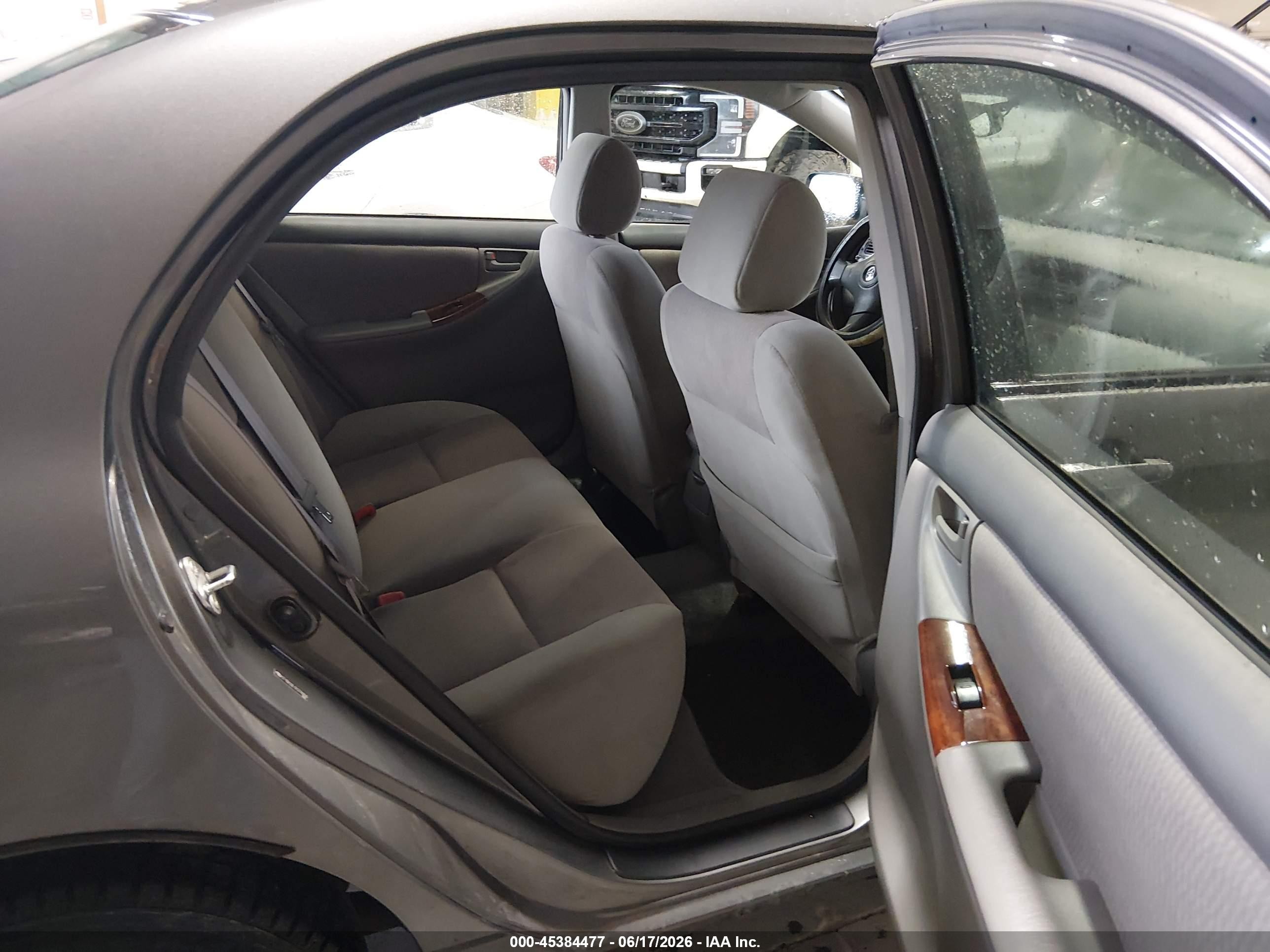 2007 Toyota Corolla Le Gray vin: 2T1BR32E17C778204
