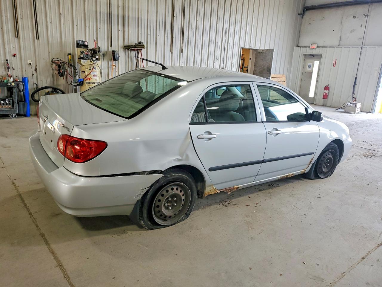 2007 Toyota Corolla Ce Silver vin: 2T1BR32E17C832536