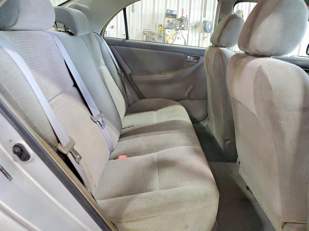 2007 Toyota Corolla Ce Silver vin: 2T1BR32E17C832536