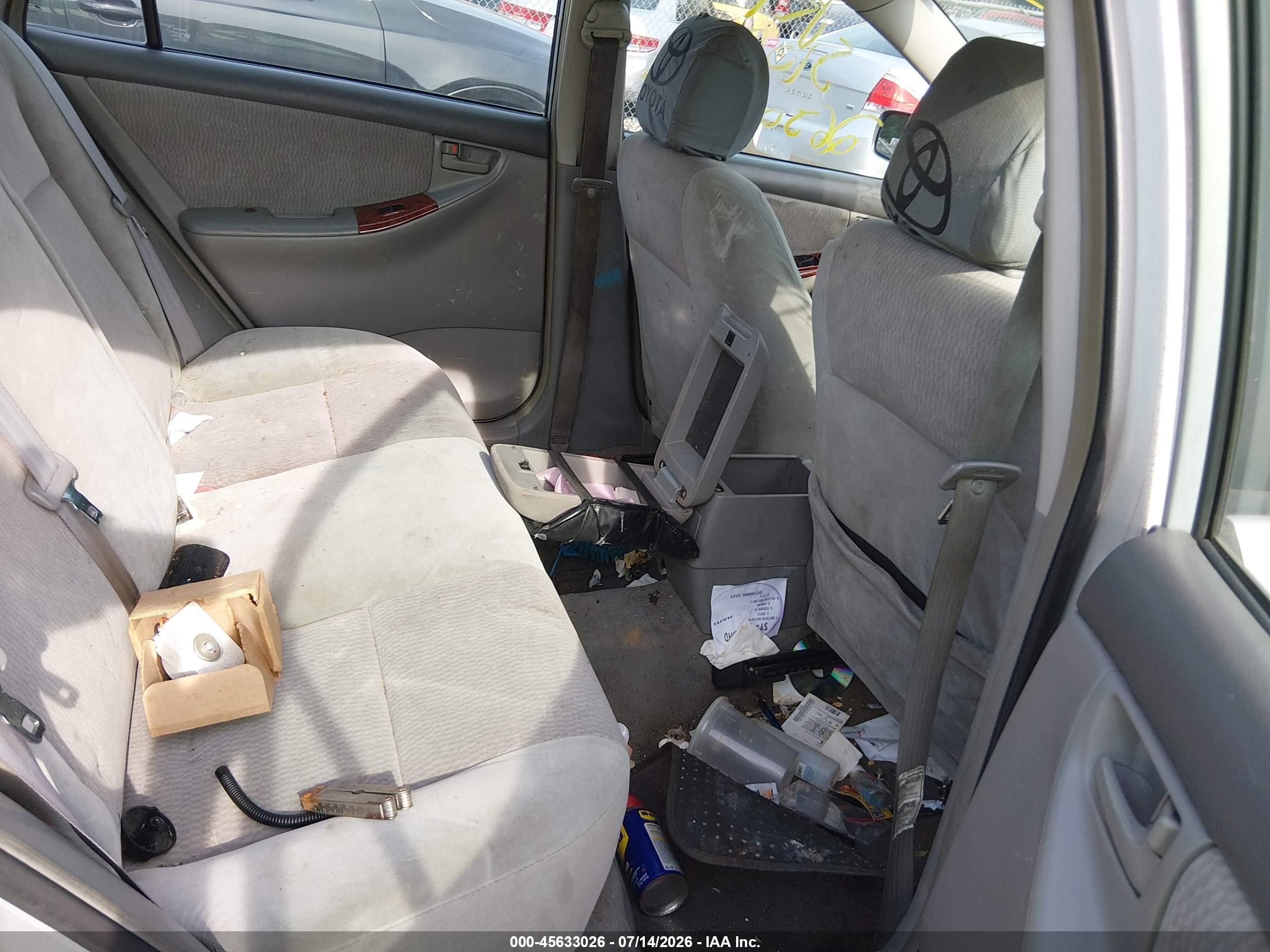 2007 Toyota Corolla Le Gray vin: 2T1BR32E17C844850