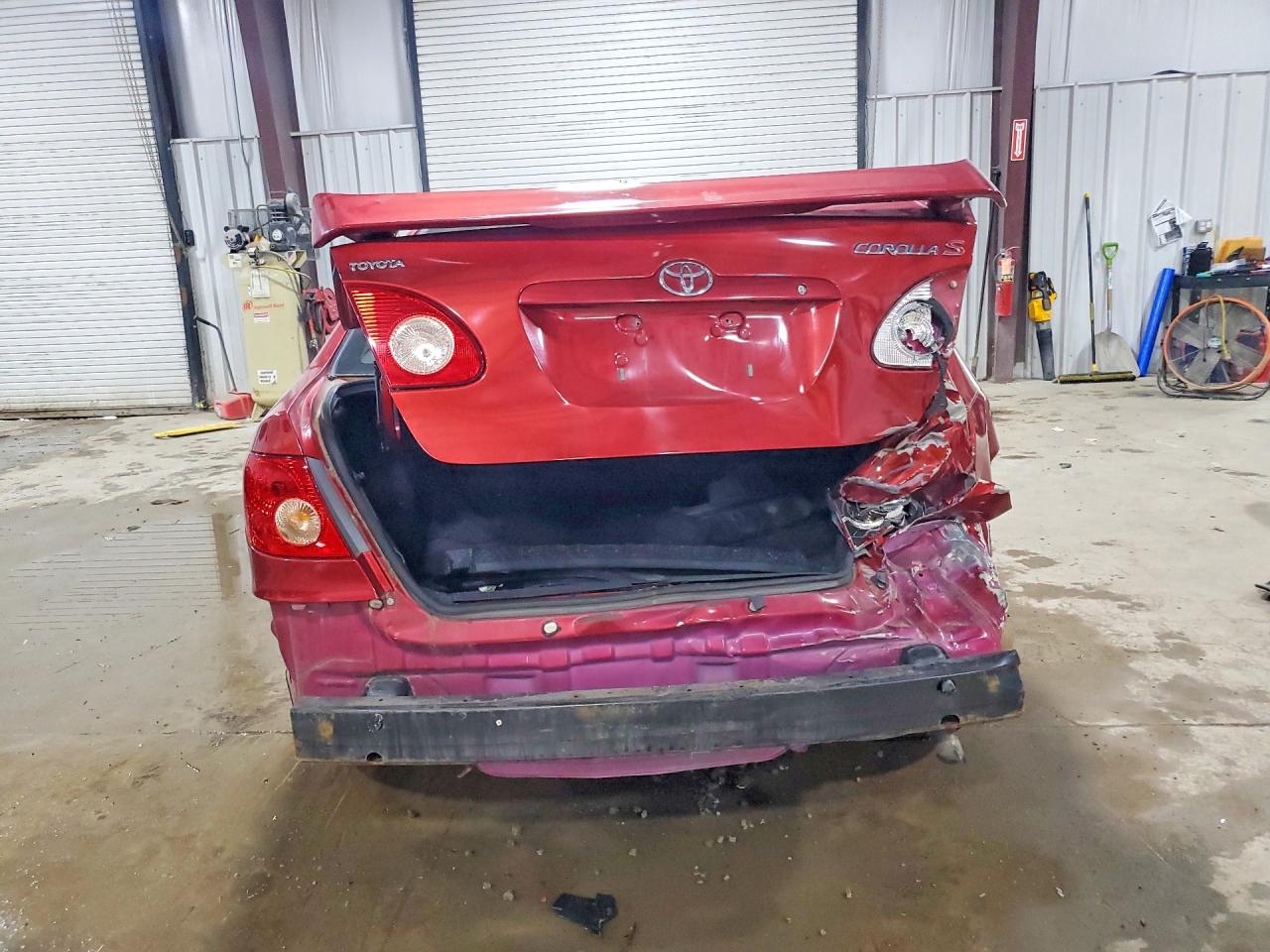 2008 Toyota Corolla S Red vin: 2T1BR32E18C856059