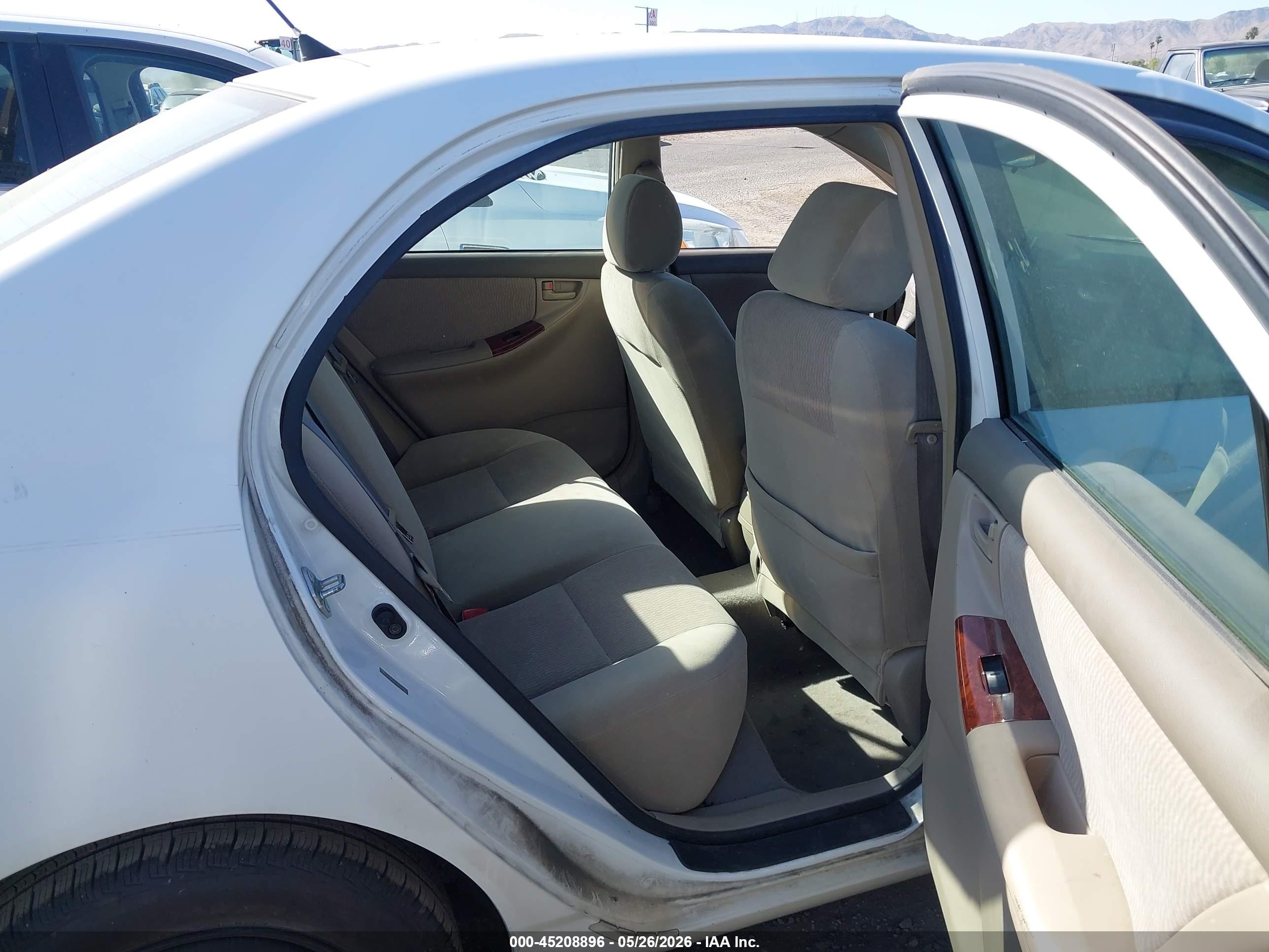2008 Toyota Corolla Le Белый vin: 2T1BR32E18C868020