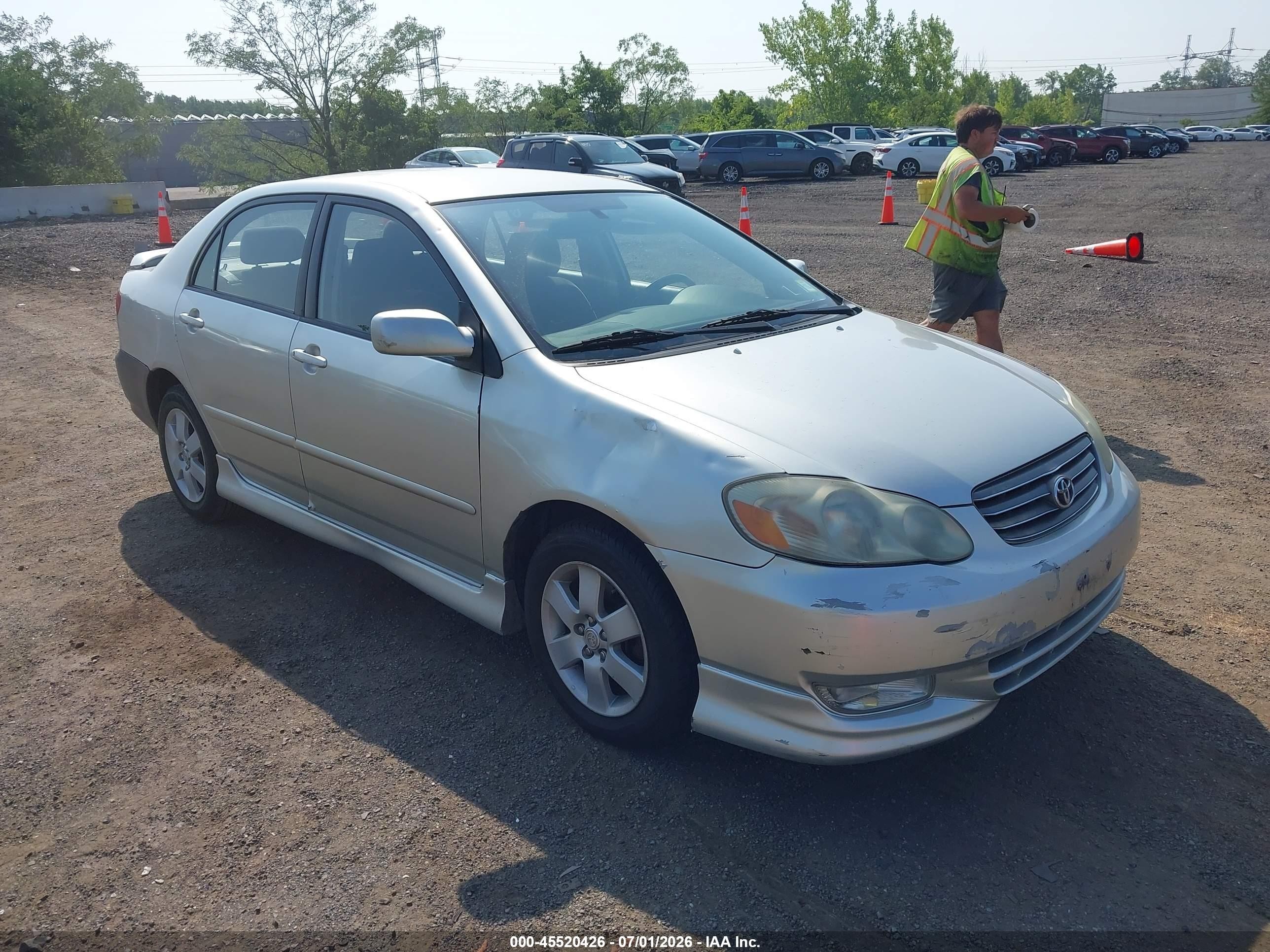 2003 Toyota Corolla S Серебряный vin: 2T1BR32E23C014226