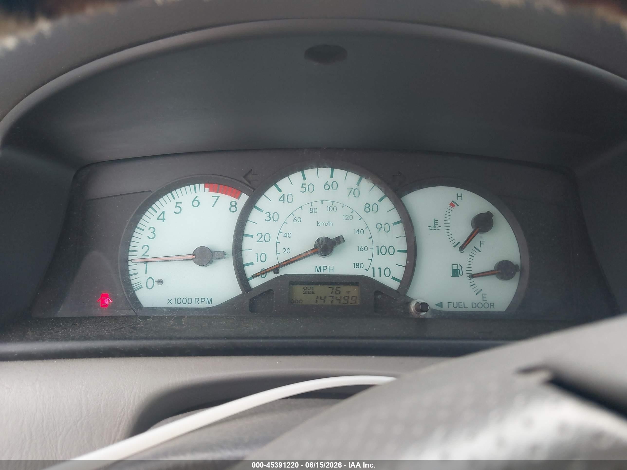 2003 Toyota Corolla Le Silver vin: 2T1BR32E23C046352