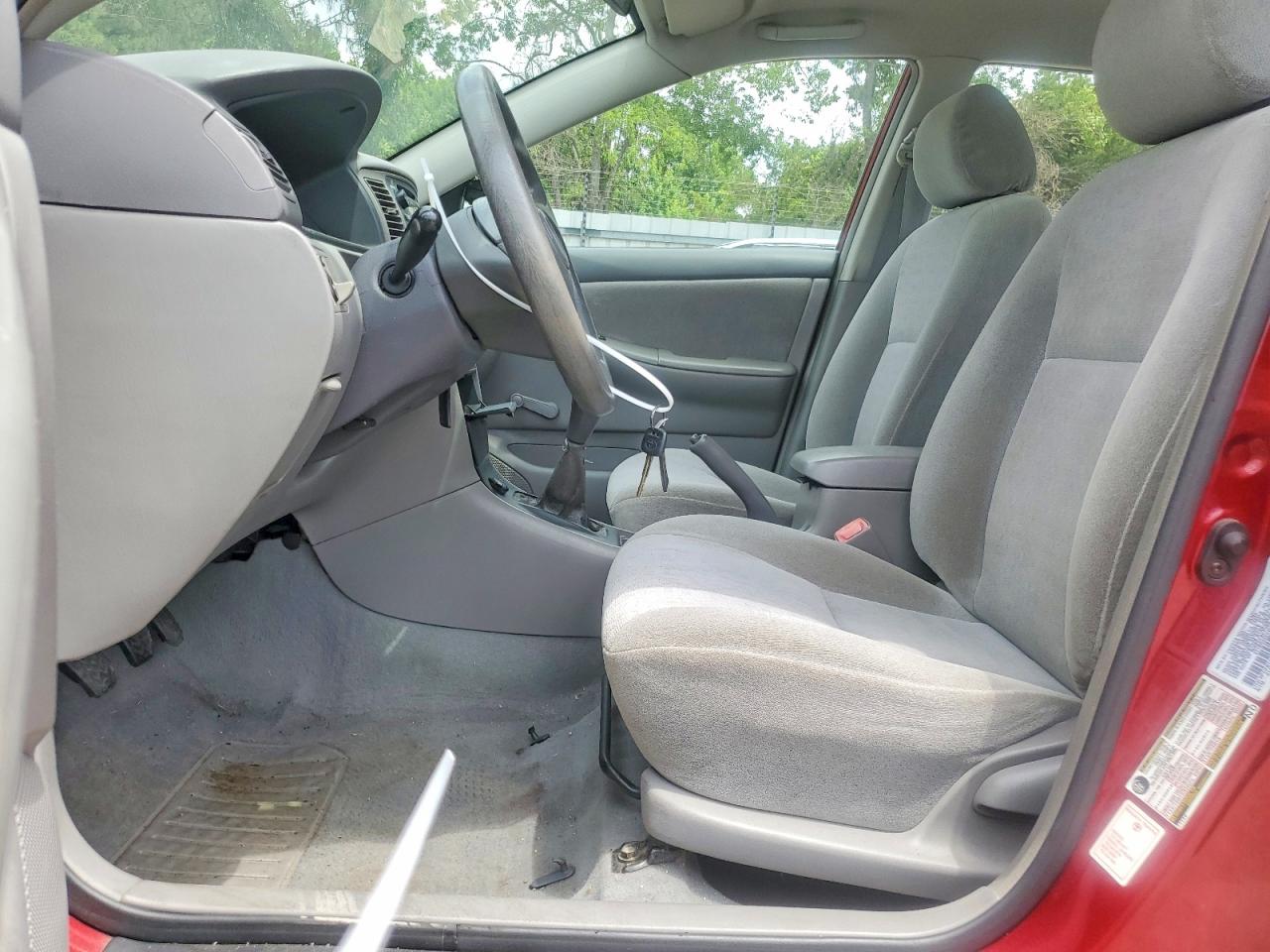 2004 Toyota Corolla Ce Red vin: 2T1BR32E24C303043