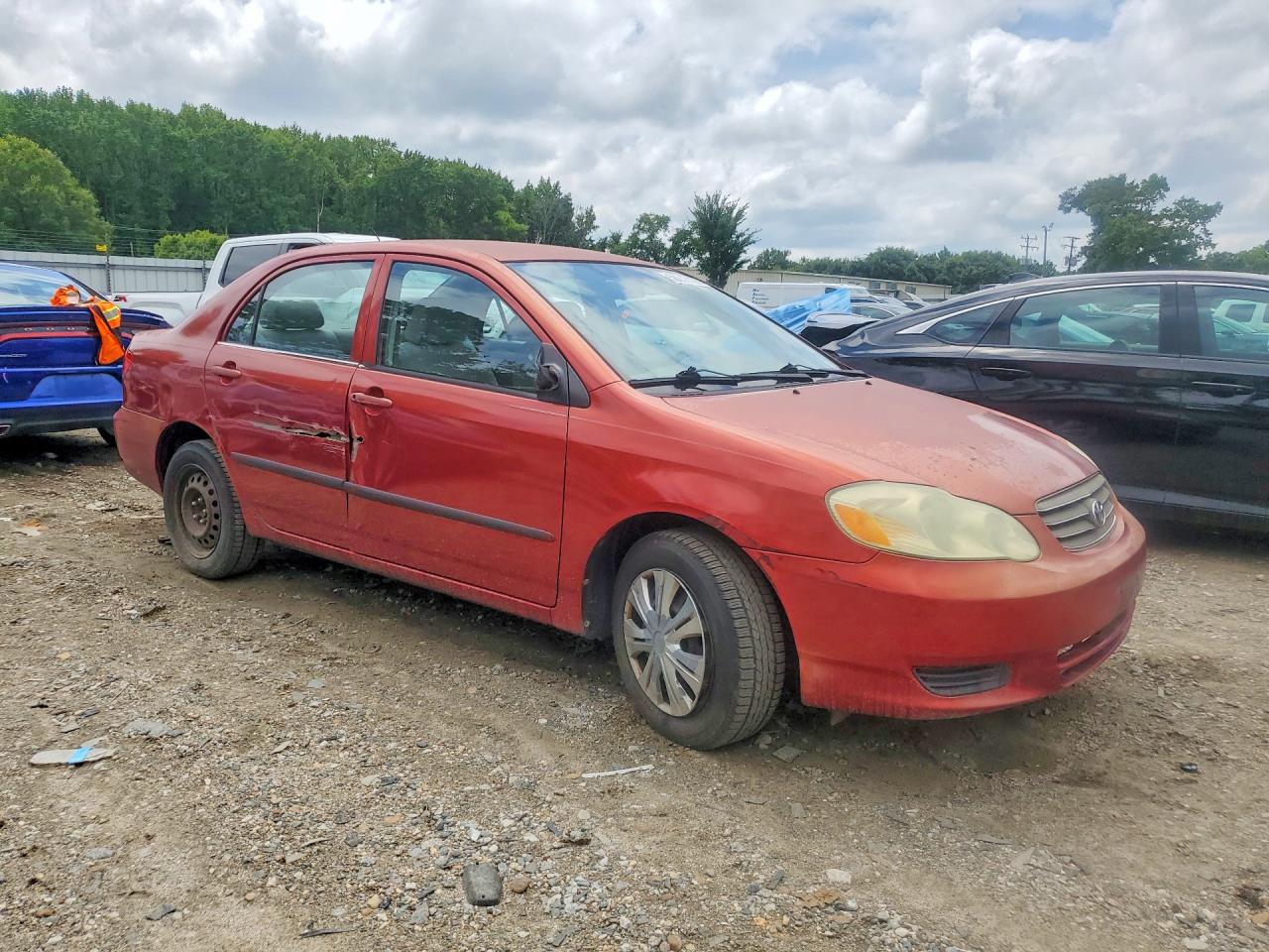 2004 Toyota Corolla Ce Red vin: 2T1BR32E24C303043