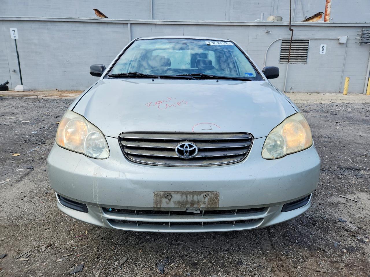 2004 Toyota Corolla Ce Silver vin: 2T1BR32E24C317637