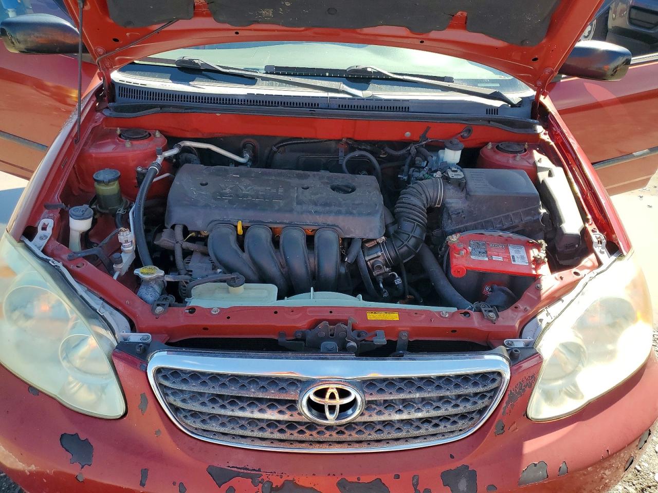 2005 Toyota Corolla Ce Red vin: 2T1BR32E25C424530