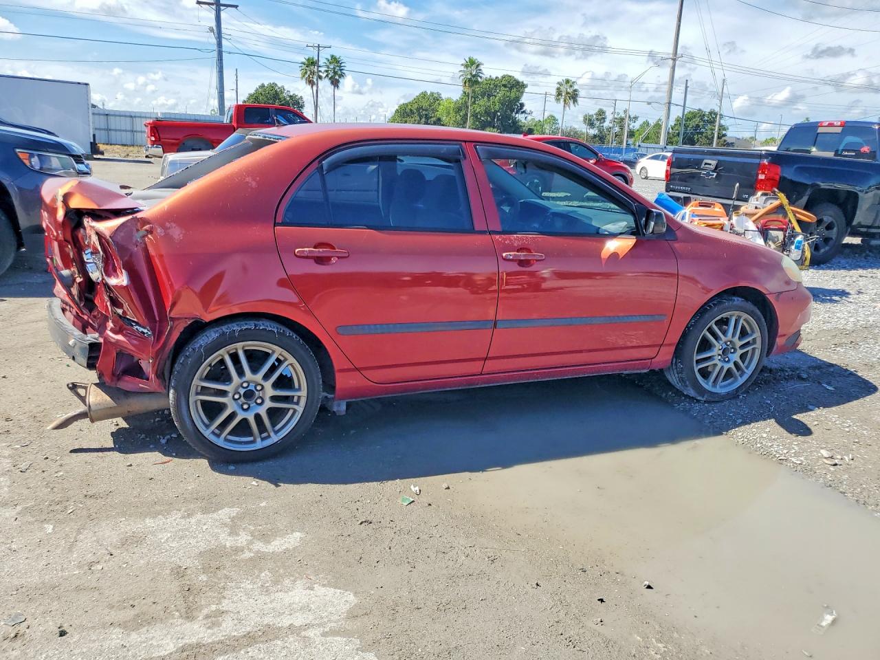 2005 Toyota Corolla Ce Red vin: 2T1BR32E25C424530