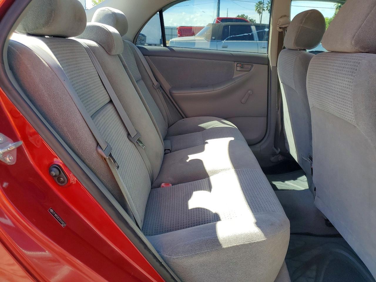 2005 Toyota Corolla Ce Red vin: 2T1BR32E25C424530