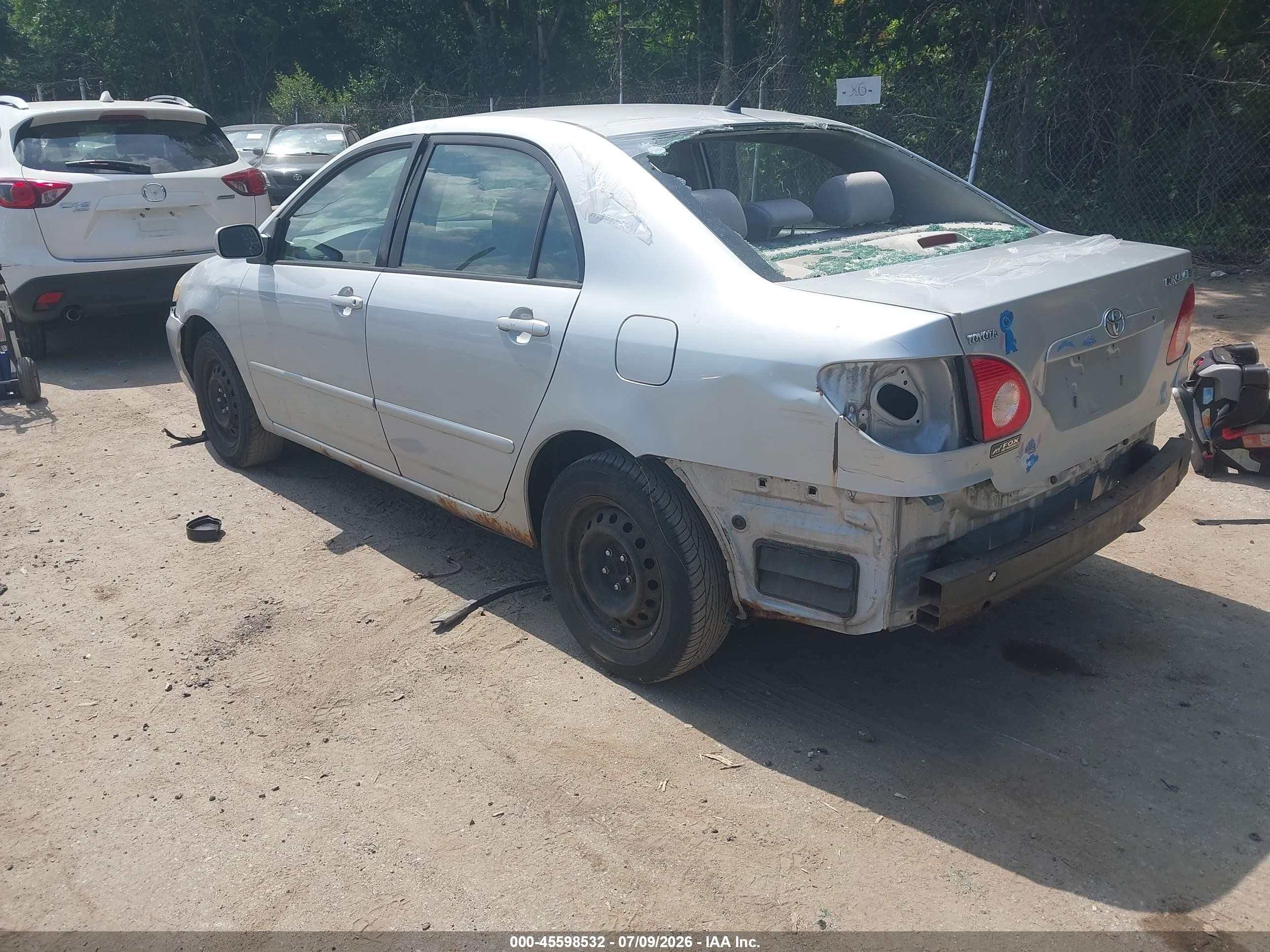 2005 Toyota Corolla Le Silver vin: 2T1BR32E25C448603