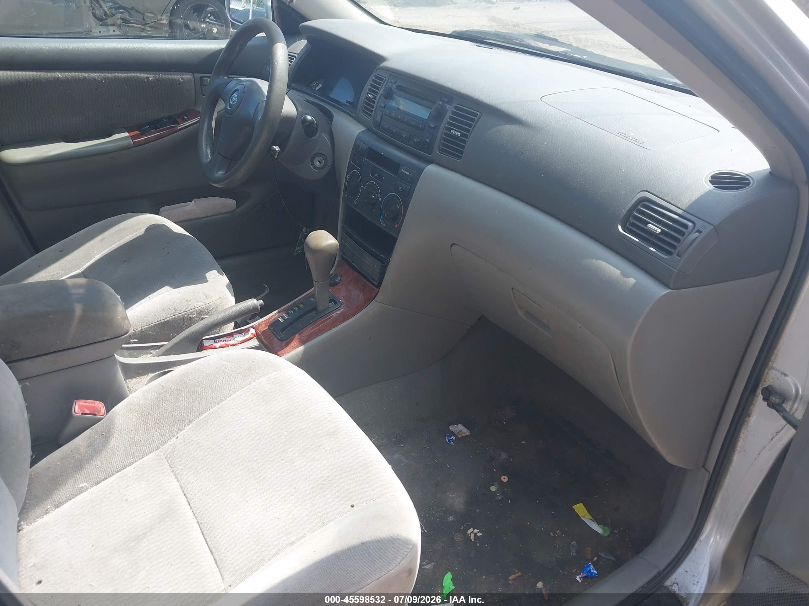2005 Toyota Corolla Le Silver vin: 2T1BR32E25C448603