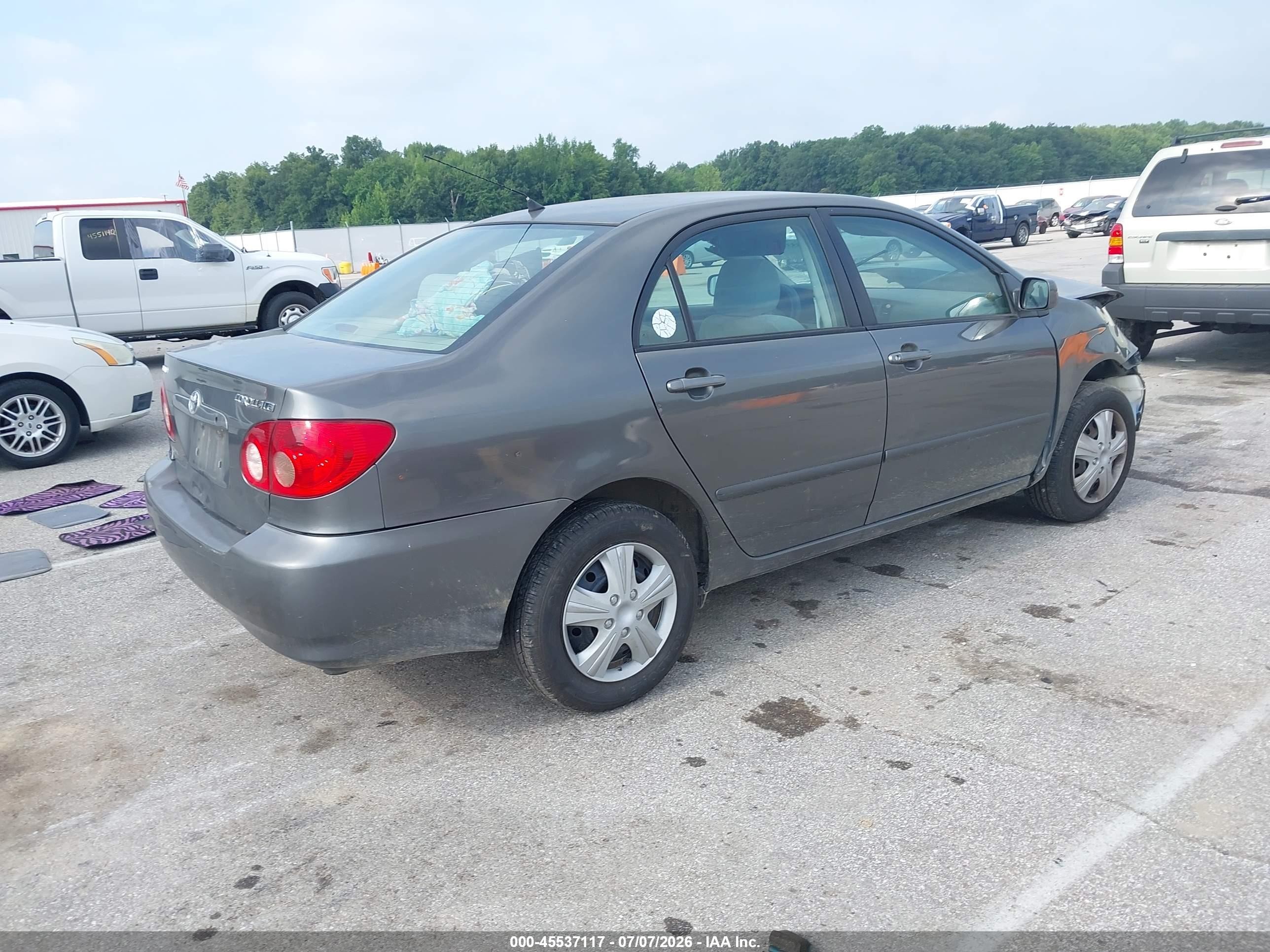 2005 Toyota Corolla Le Gray vin: 2T1BR32E25C462467