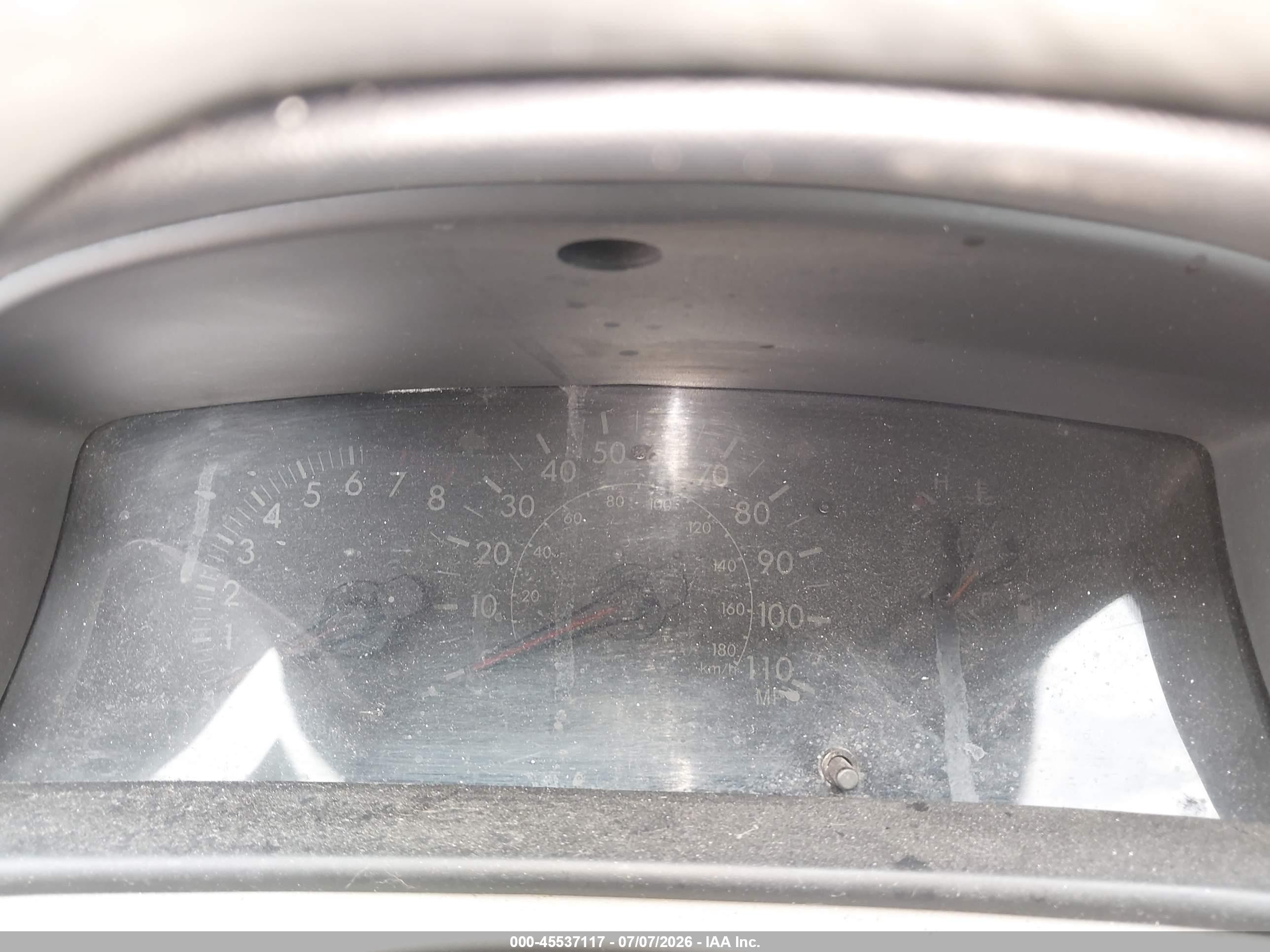 2005 Toyota Corolla Le Gray vin: 2T1BR32E25C462467