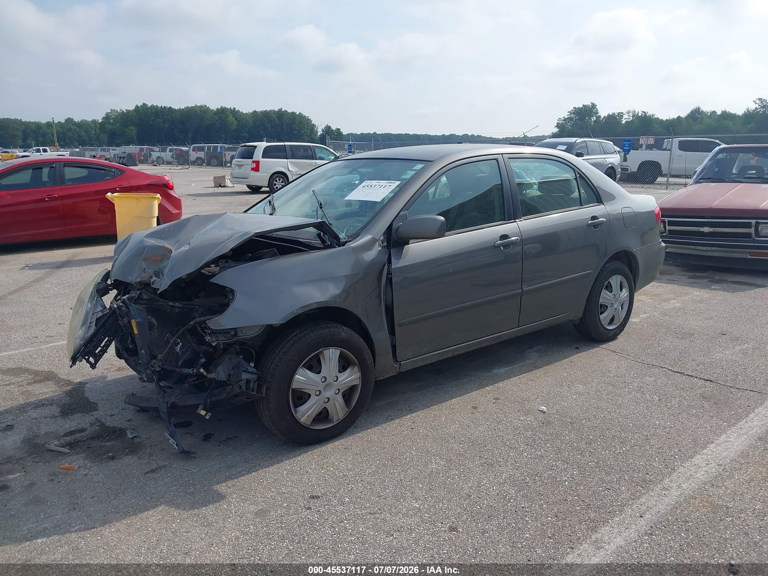 2005 Toyota Corolla Le Gray vin: 2T1BR32E25C462467