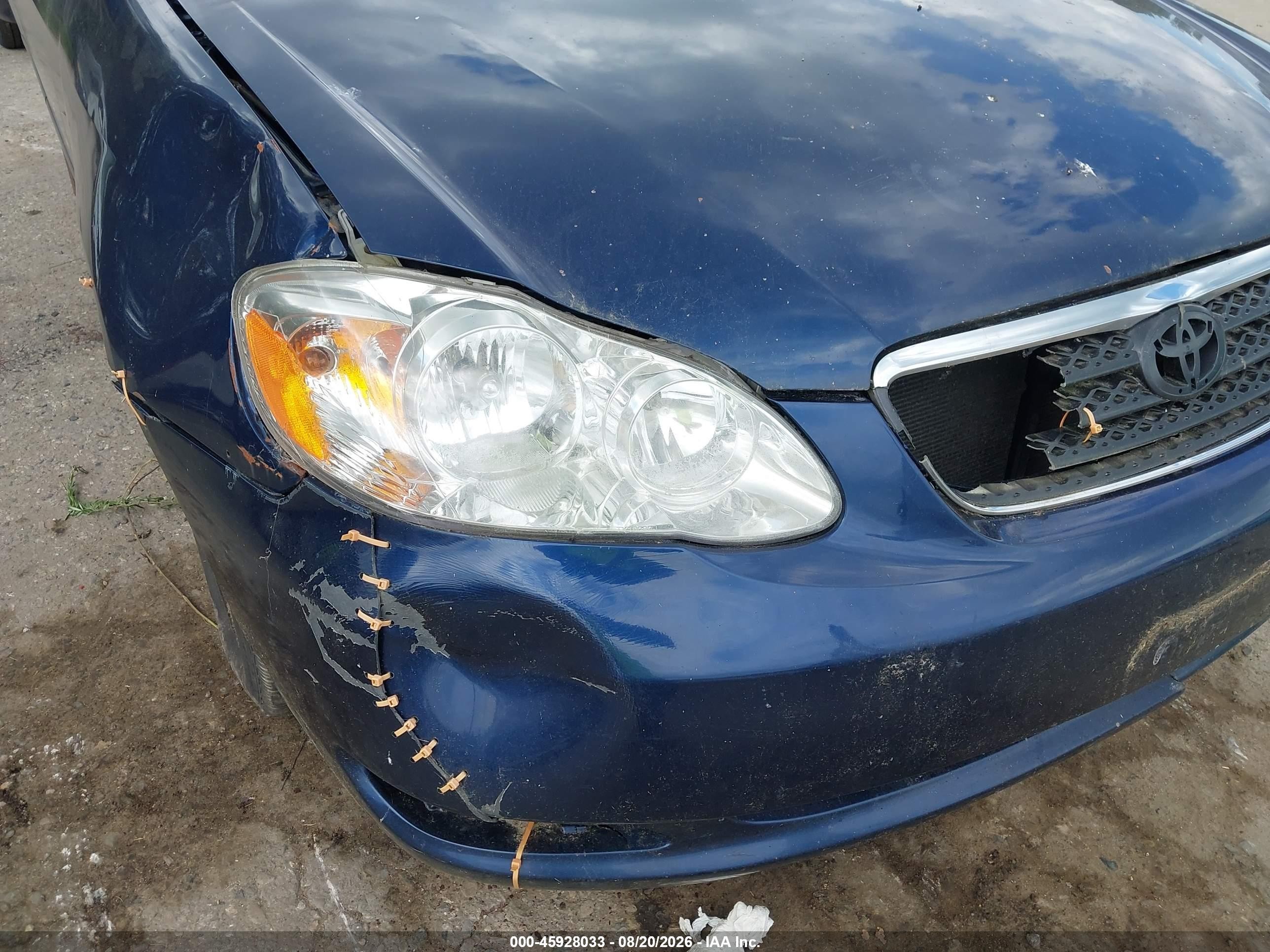 2005 Toyota Corolla Le Blue vin: 2T1BR32E25C500733