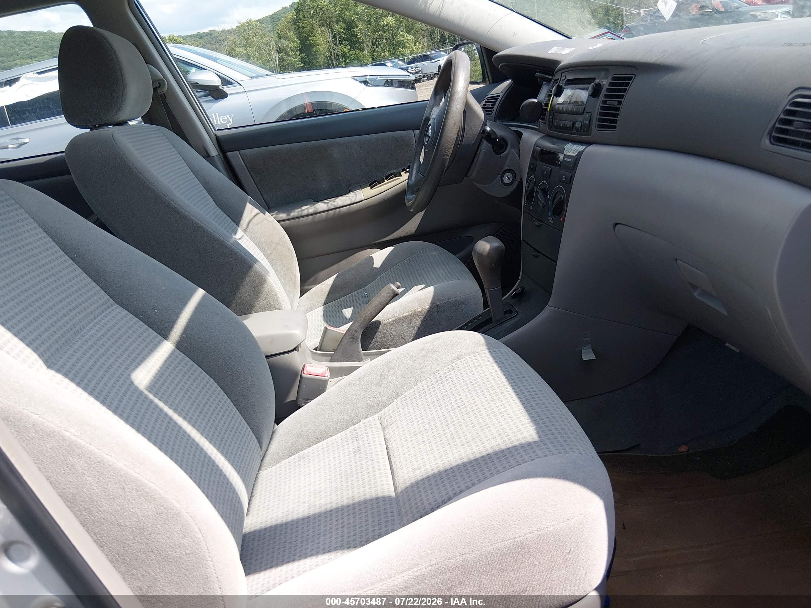 2006 Toyota Corolla Ce Silver vin: 2T1BR32E26C583985