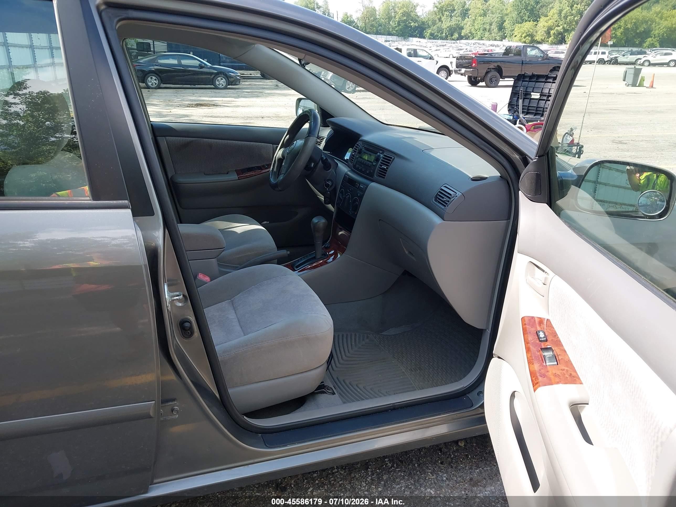 2006 Toyota Corolla Le Серый vin: 2T1BR32E26C618833