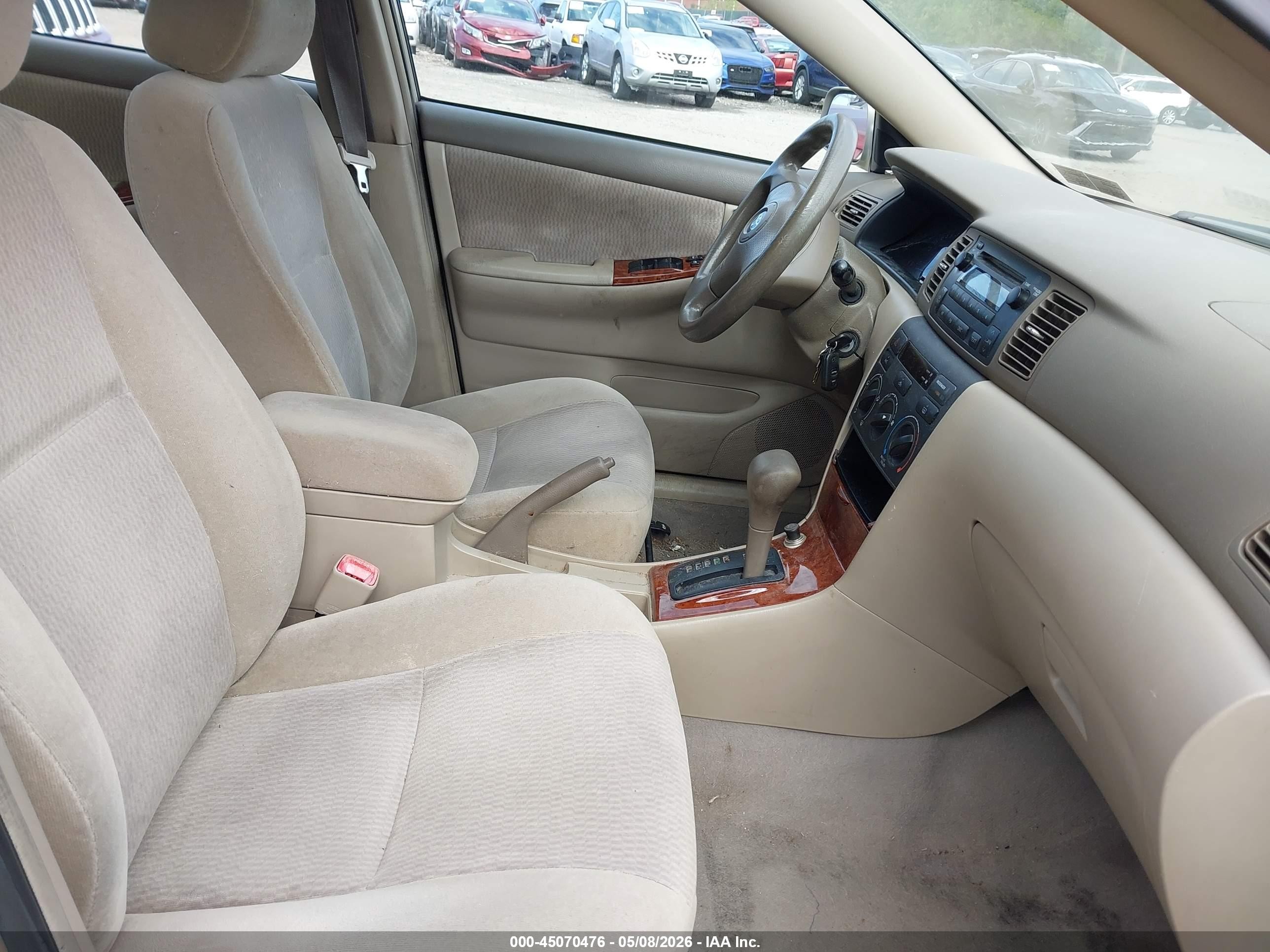 2006 Toyota Corolla Le Gold vin: 2T1BR32E26C630478