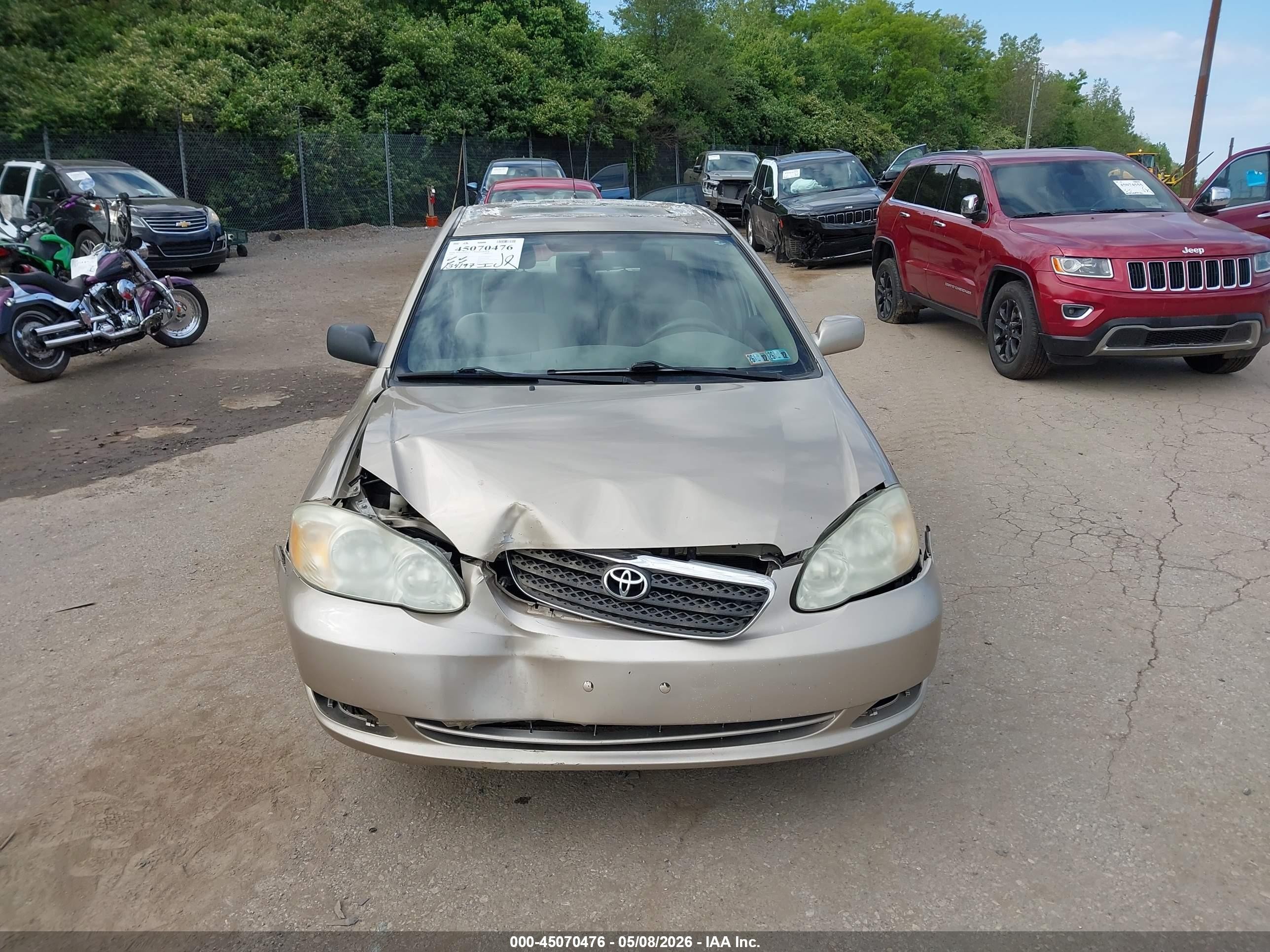 2006 Toyota Corolla Le Gold vin: 2T1BR32E26C630478