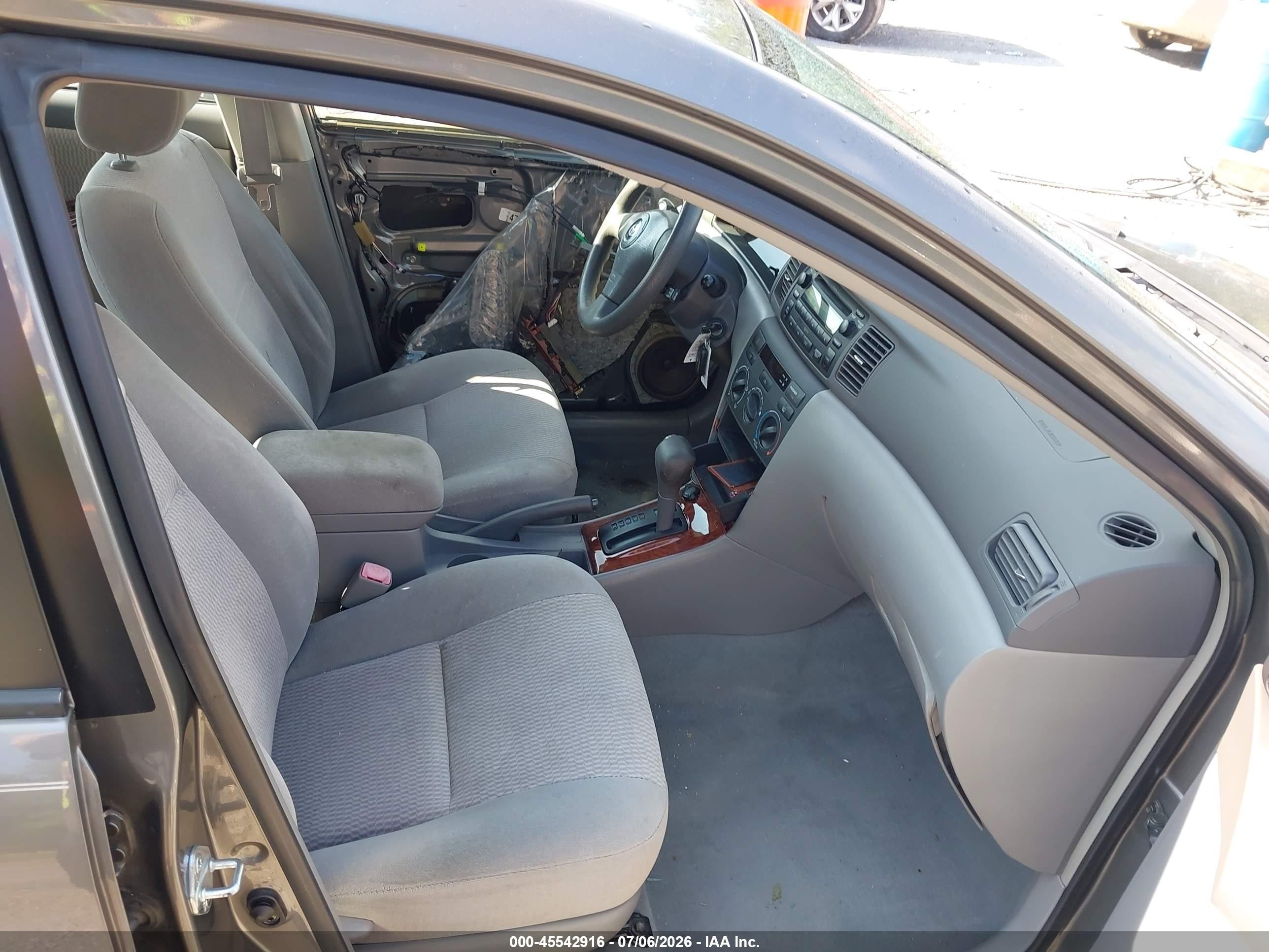 2006 Toyota Corolla Le Серый vin: 2T1BR32E26C685643