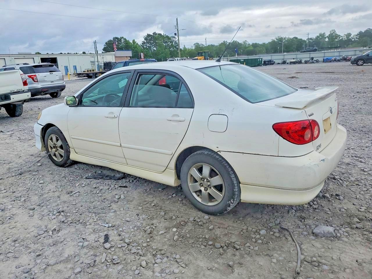 2007 Toyota Corolla S White vin: 2T1BR32E27C780575