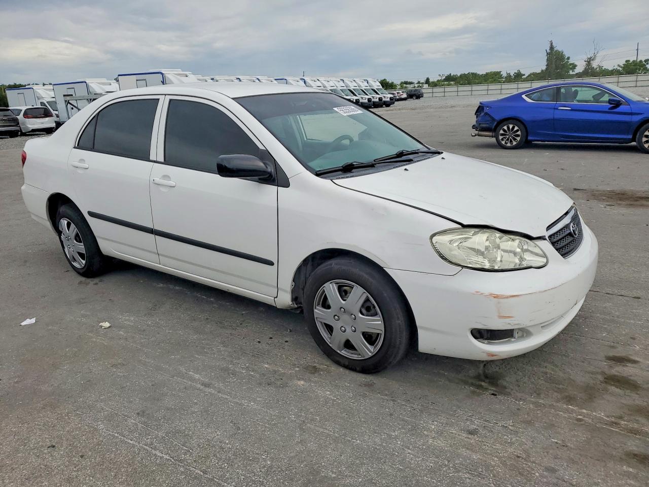 2007 Toyota Corolla Ce White vin: 2T1BR32E27C844128