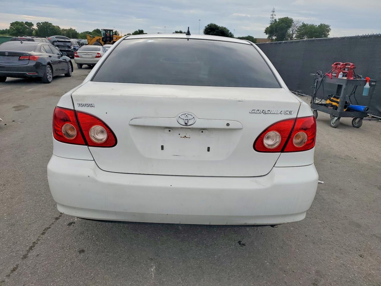 2007 Toyota Corolla Ce White vin: 2T1BR32E27C844128