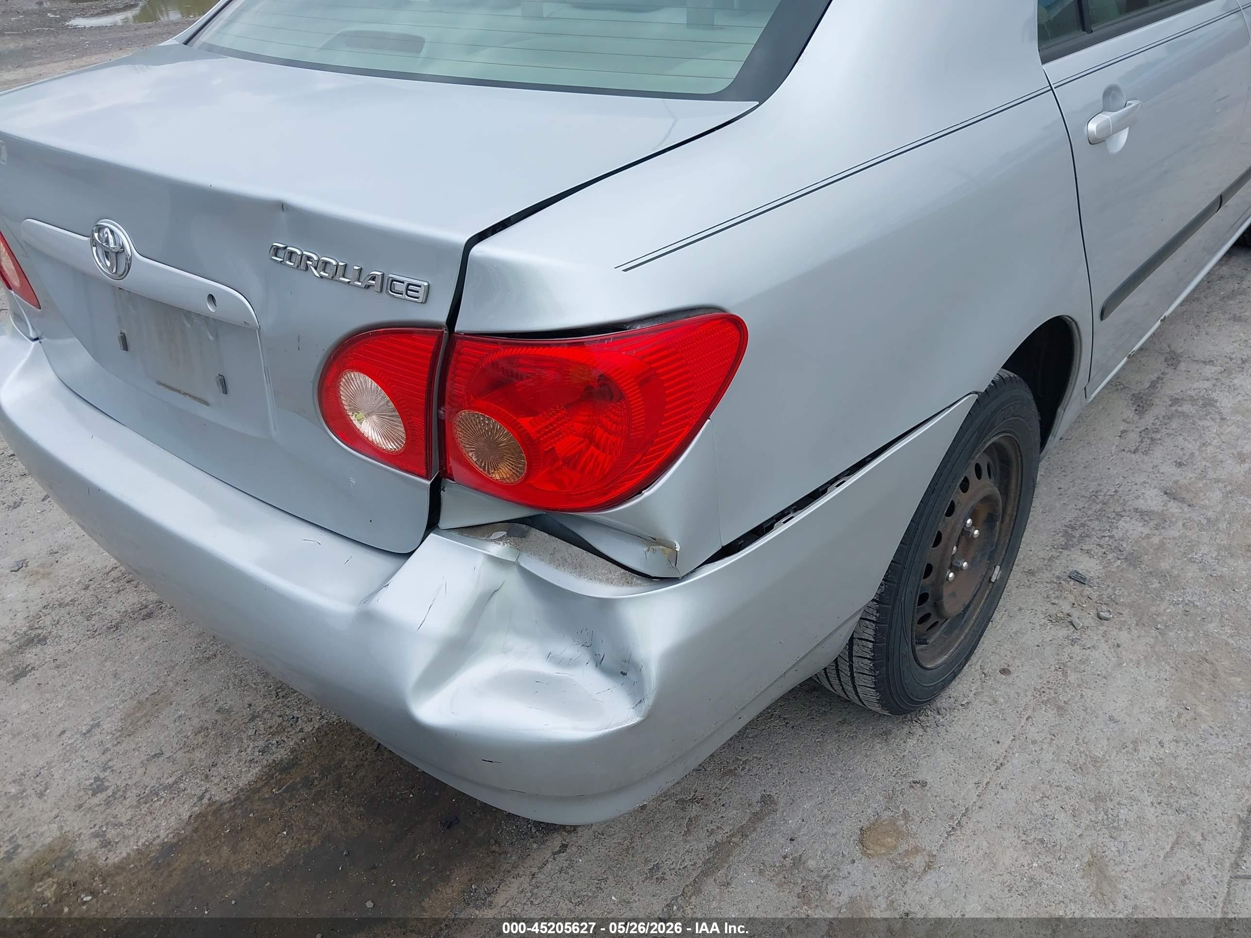 2008 Toyota Corolla Ce Silver vin: 2T1BR32E28C885439