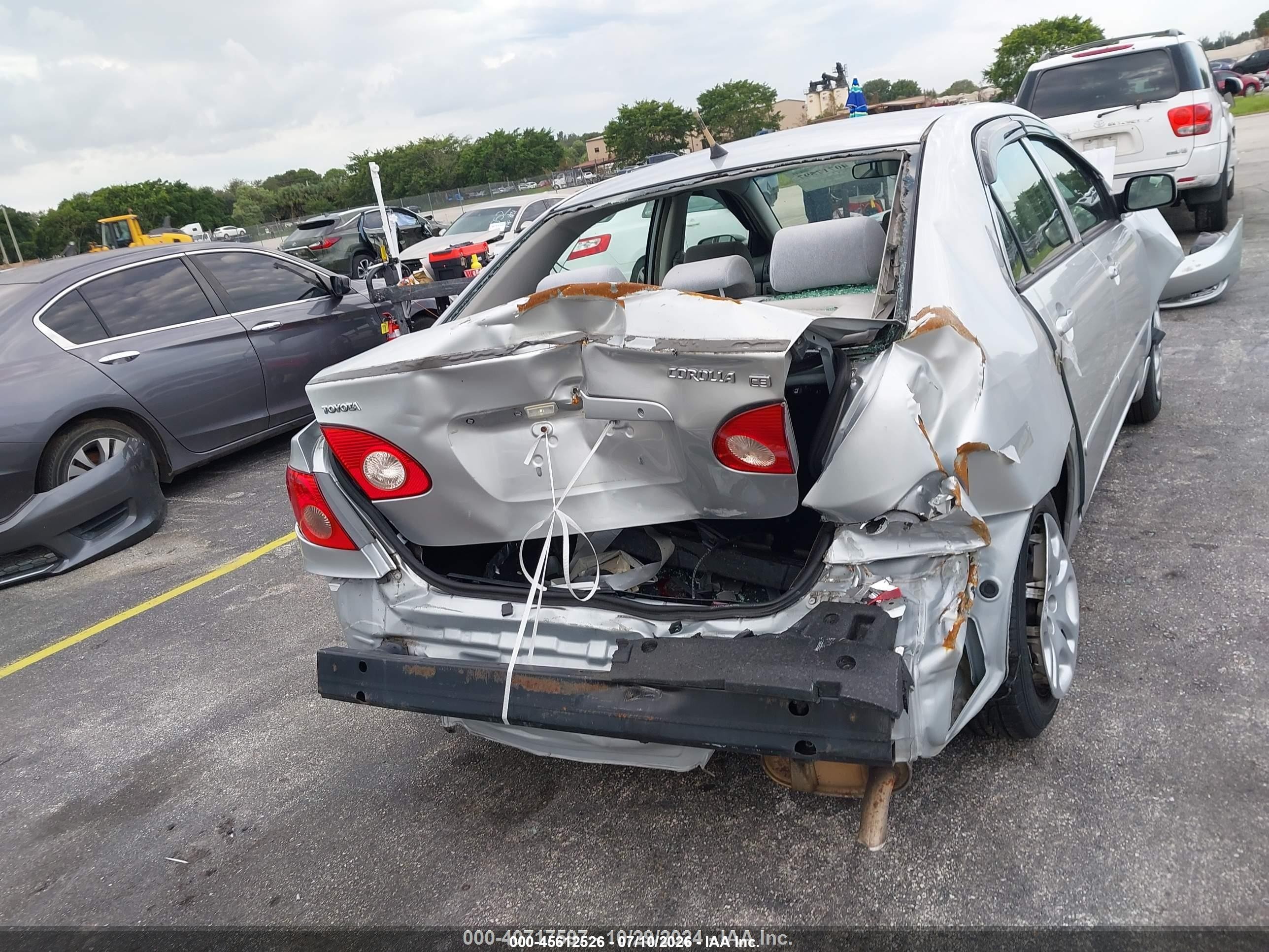 2008 Toyota Corolla Ce Silver vin: 2T1BR32E28C888714