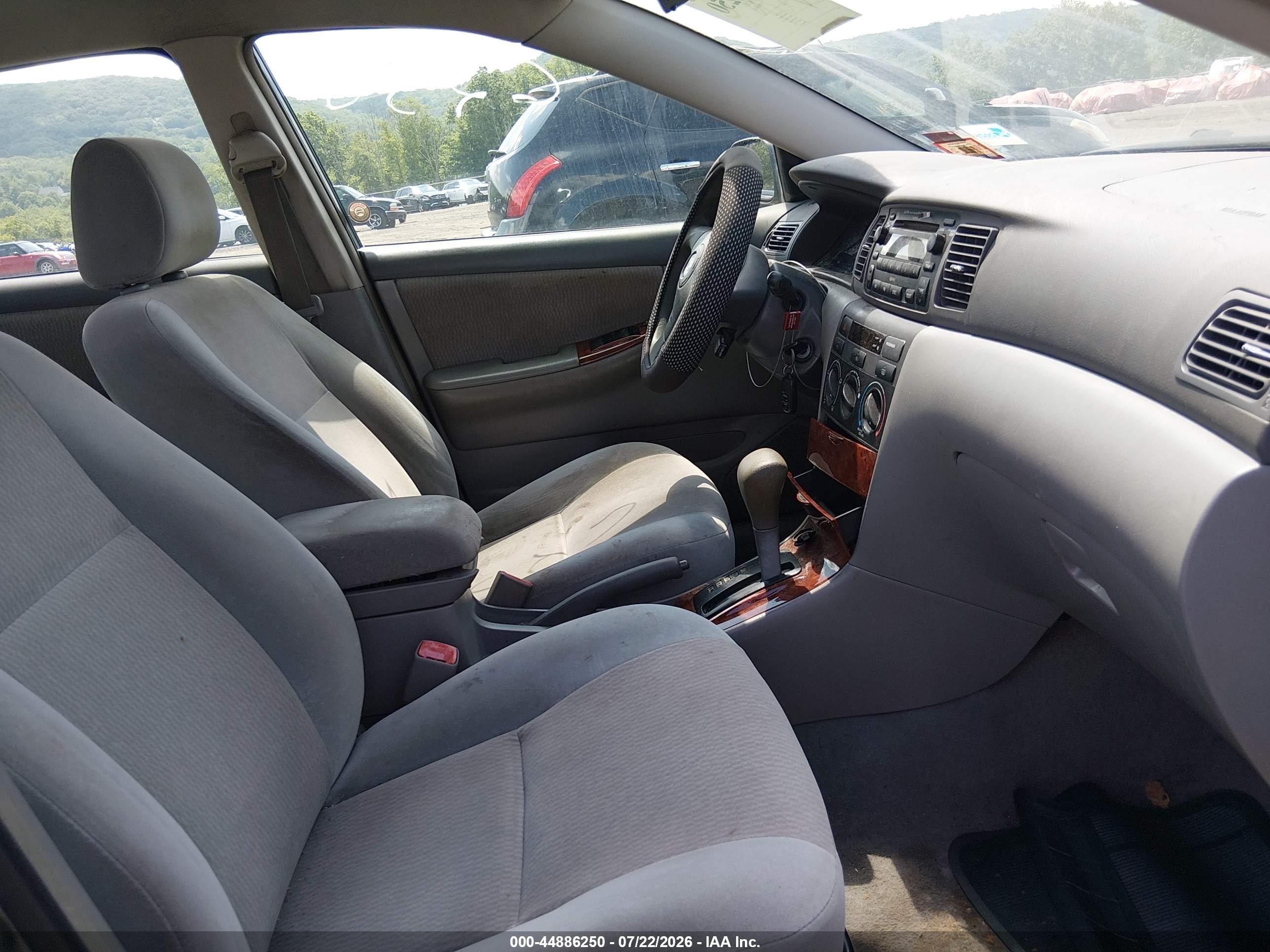 2008 Toyota Corolla Le Gray vin: 2T1BR32E28C920528