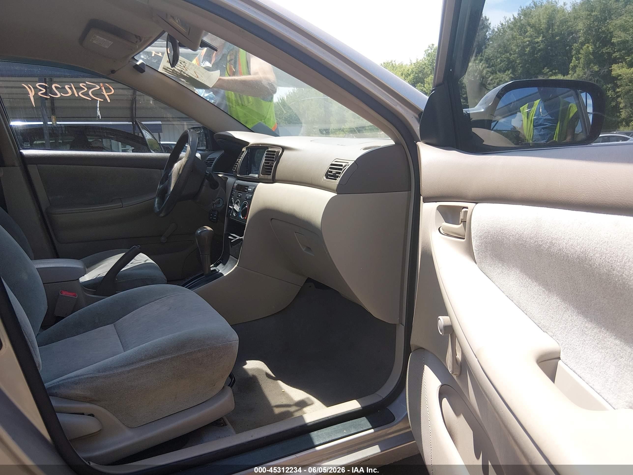 2003 Toyota Corolla Ce Beige vin: 2T1BR32E33C032783