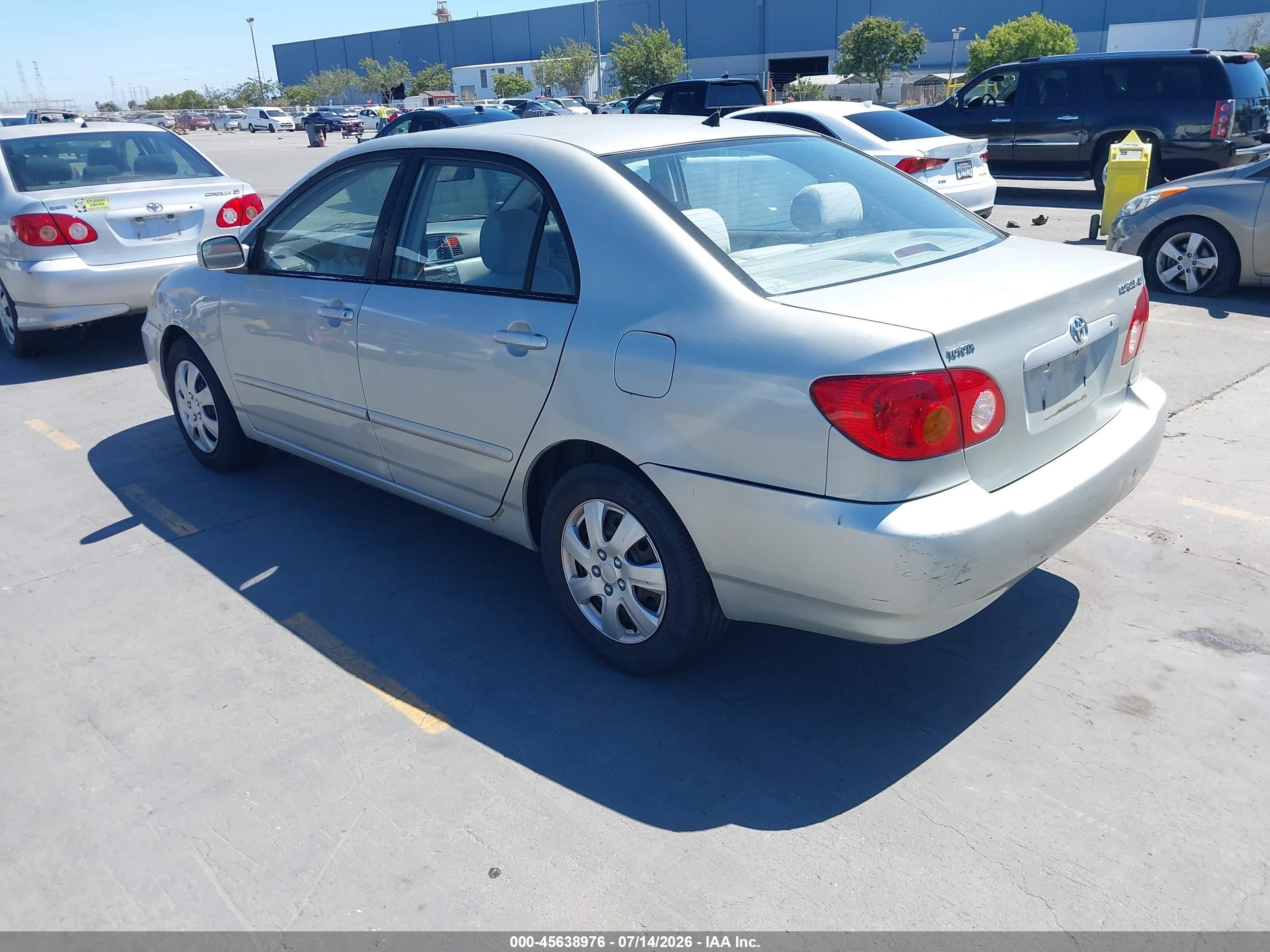 2004 Toyota Corolla Le Silver vin: 2T1BR32E34C225033