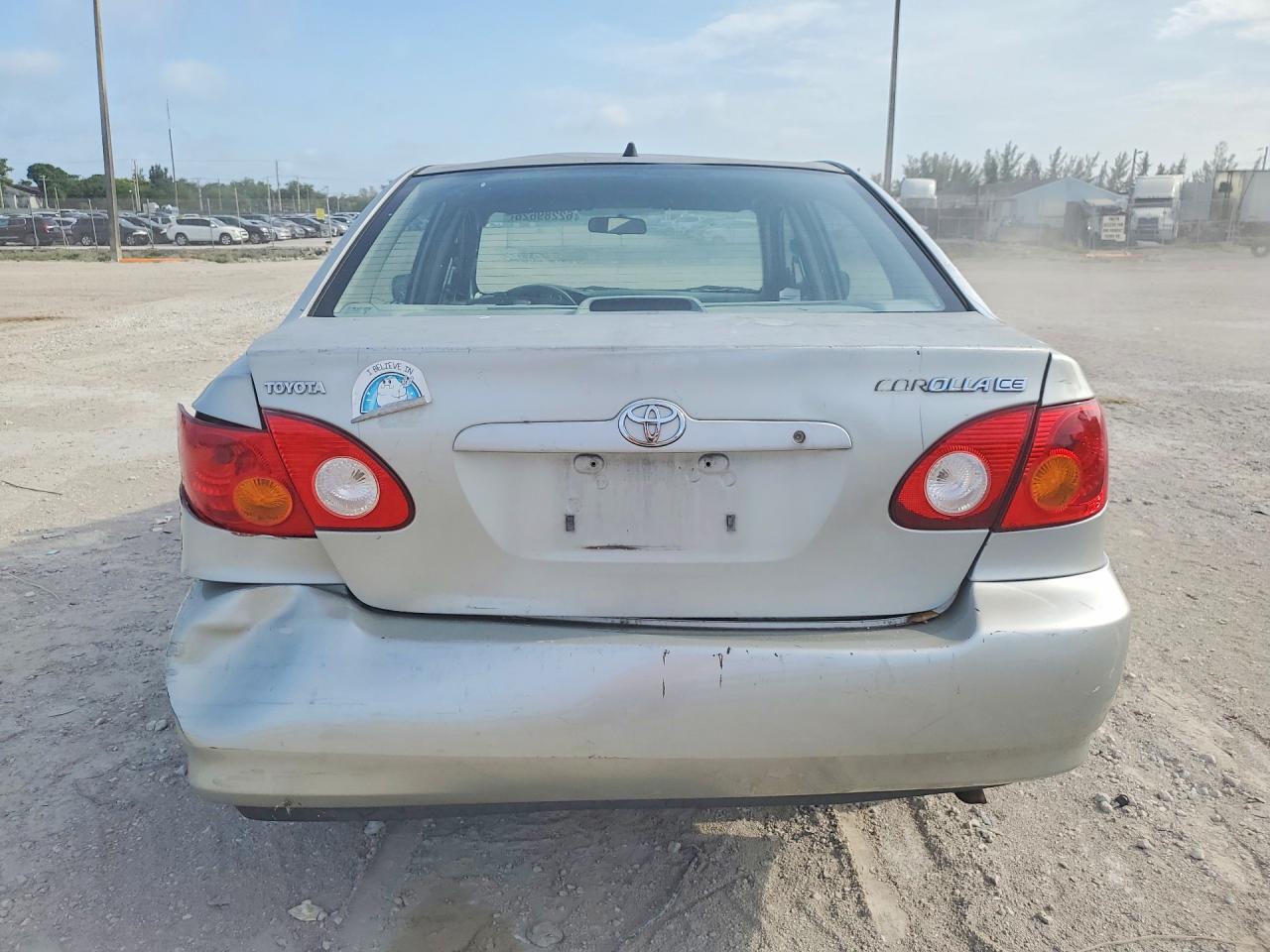 2004 Toyota Corolla Ce Серебряный vin: 2T1BR32E34C281070