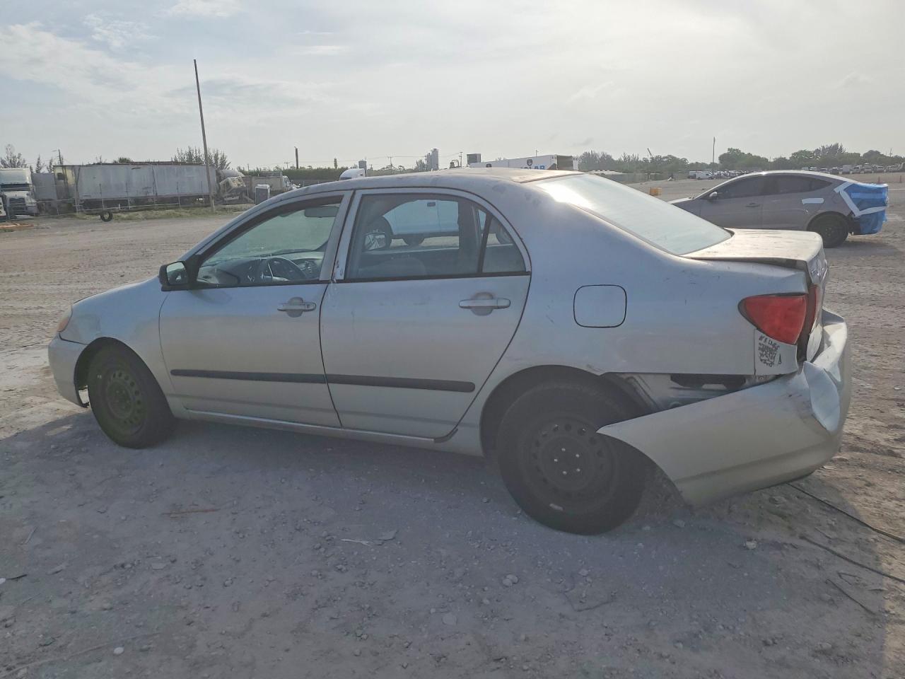 2004 Toyota Corolla Ce Серебряный vin: 2T1BR32E34C281070