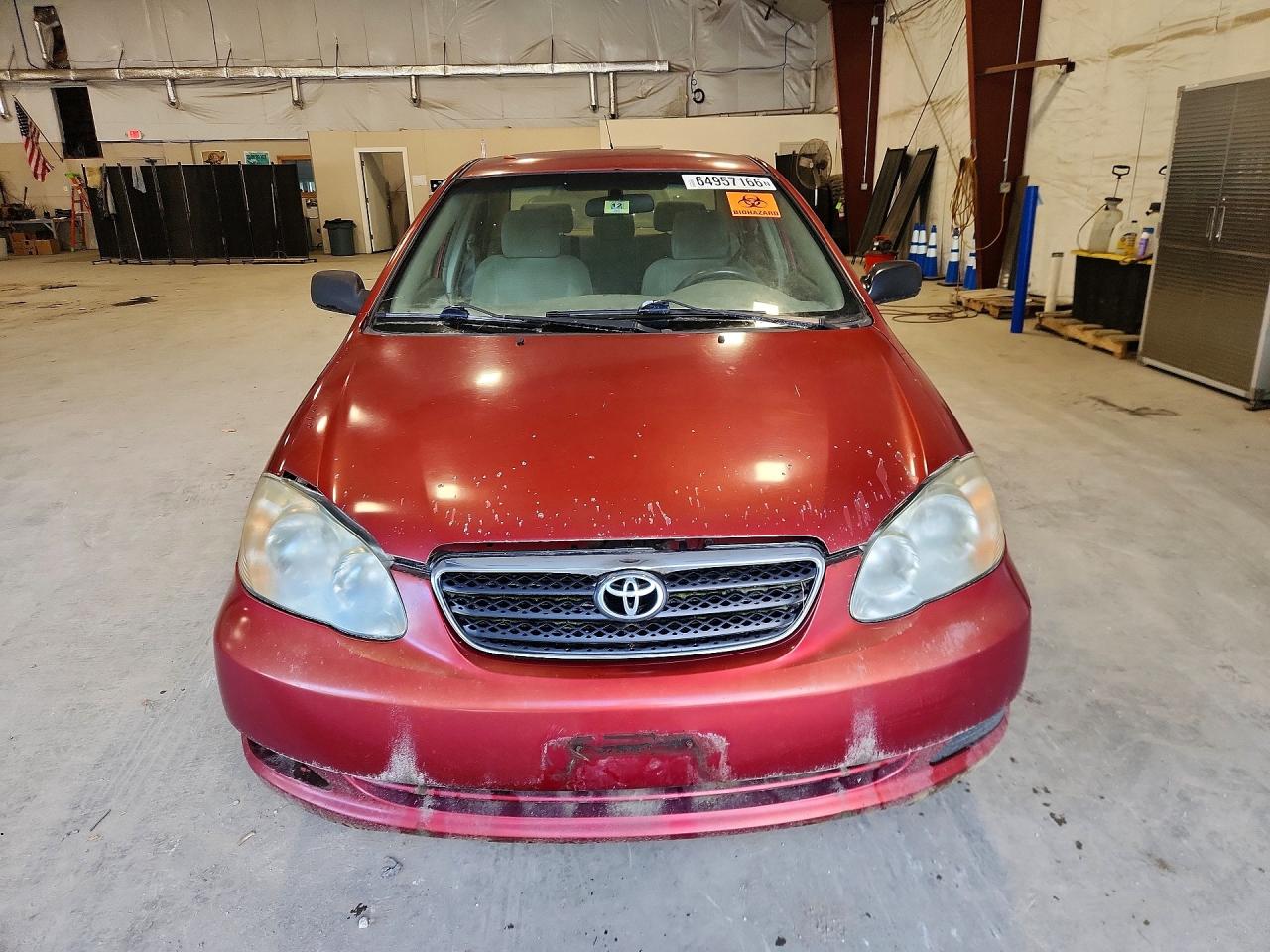 2005 Toyota Corolla Ce Red vin: 2T1BR32E35C336943