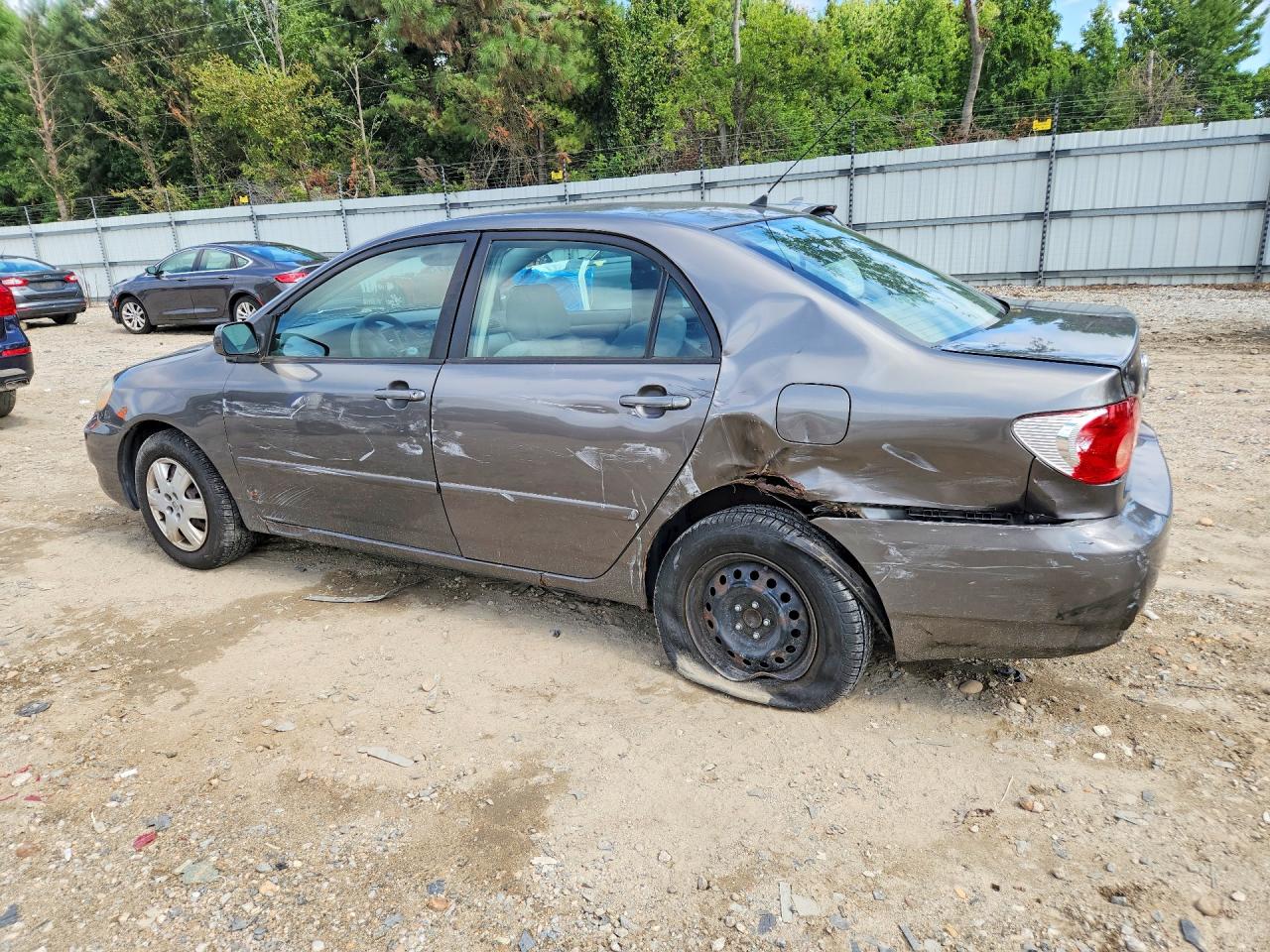 2005 Toyota Corolla Le Gray vin: 2T1BR32E35C364502