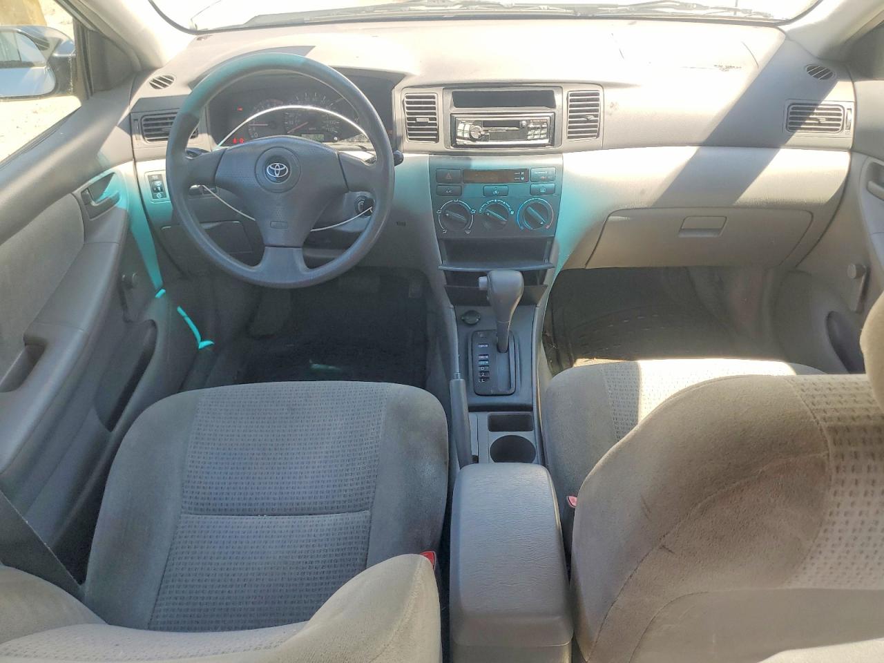2005 Toyota Corolla Ce Silver vin: 2T1BR32E35C367657