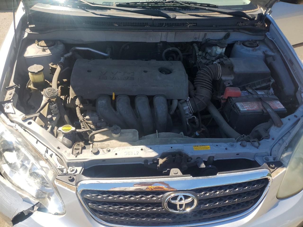 2005 Toyota Corolla Ce Silver vin: 2T1BR32E35C367657