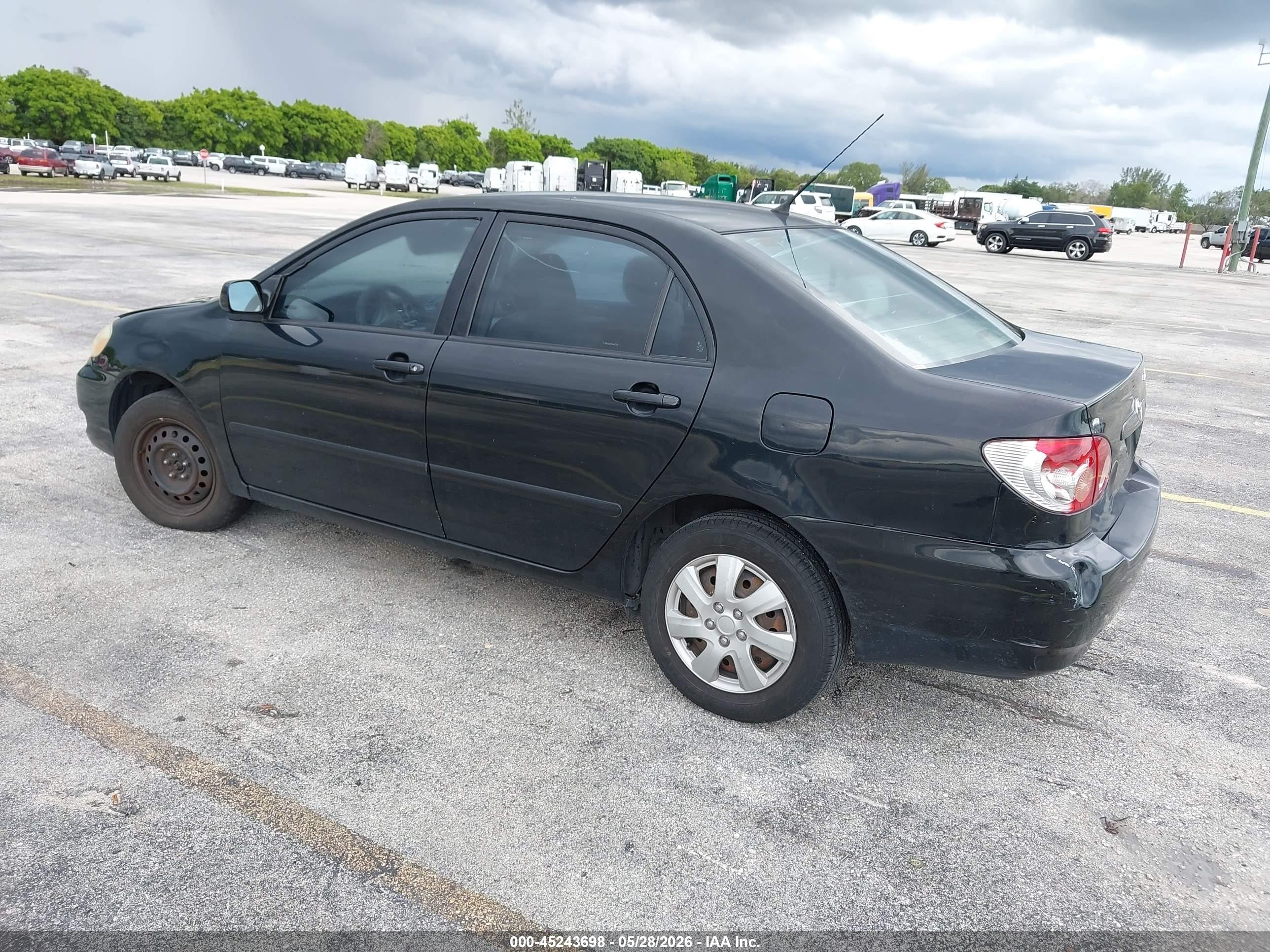 2005 Toyota Corolla Le Black vin: 2T1BR32E35C402262