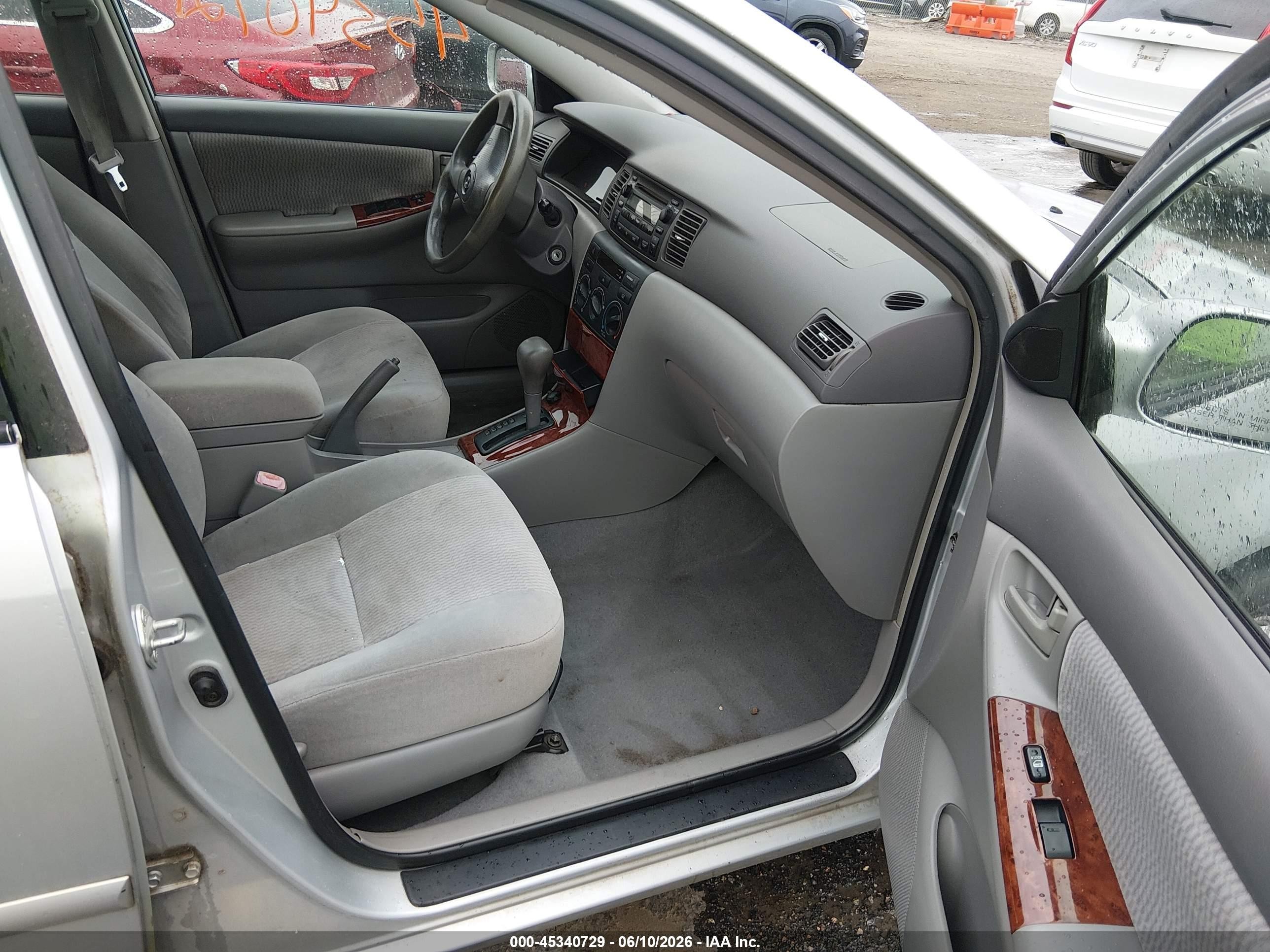 2005 Toyota Corolla Le Silver vin: 2T1BR32E35C465183