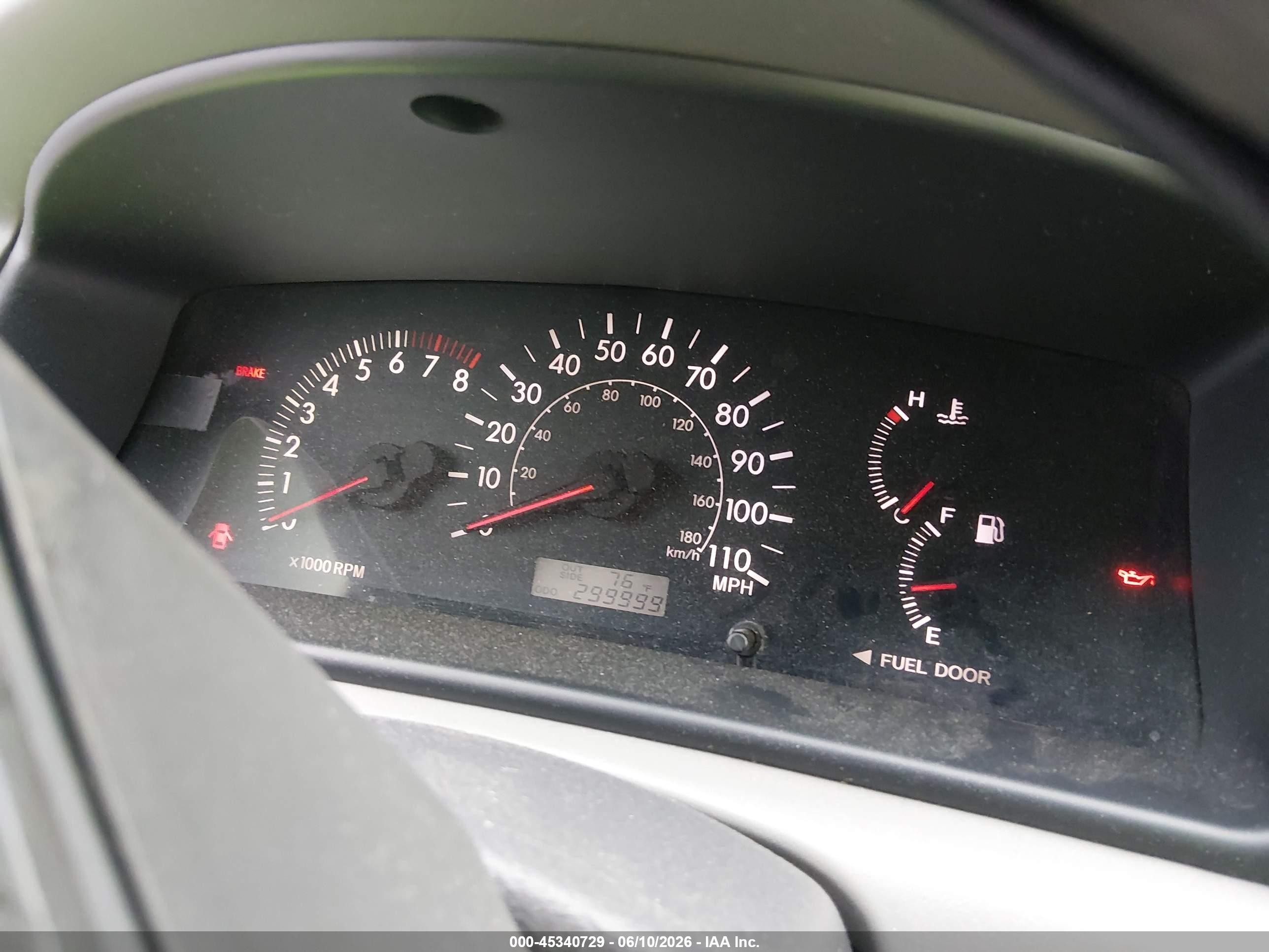 2005 Toyota Corolla Le Silver vin: 2T1BR32E35C465183