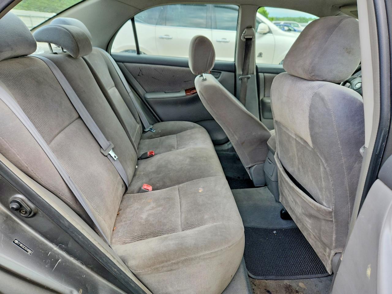 2005 Toyota Corolla Le Gray vin: 2T1BR32E35C489662