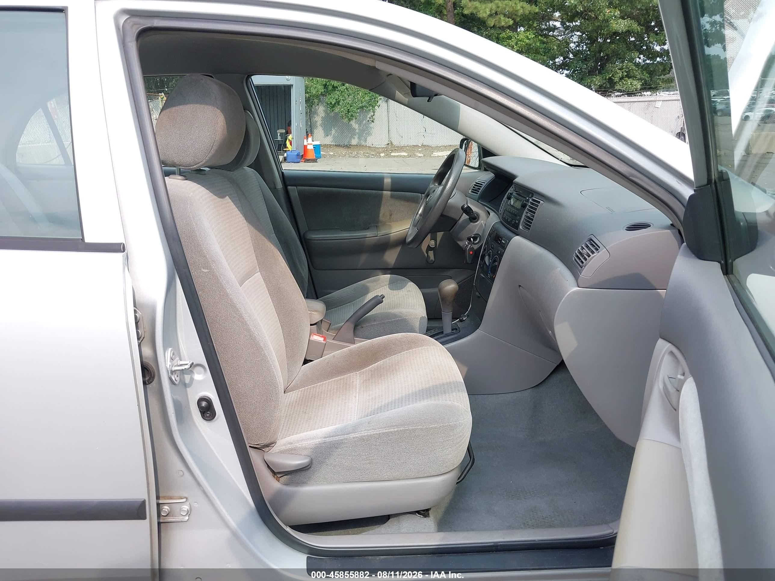 2007 Toyota Corolla Ce Silver vin: 2T1BR32E37C741994