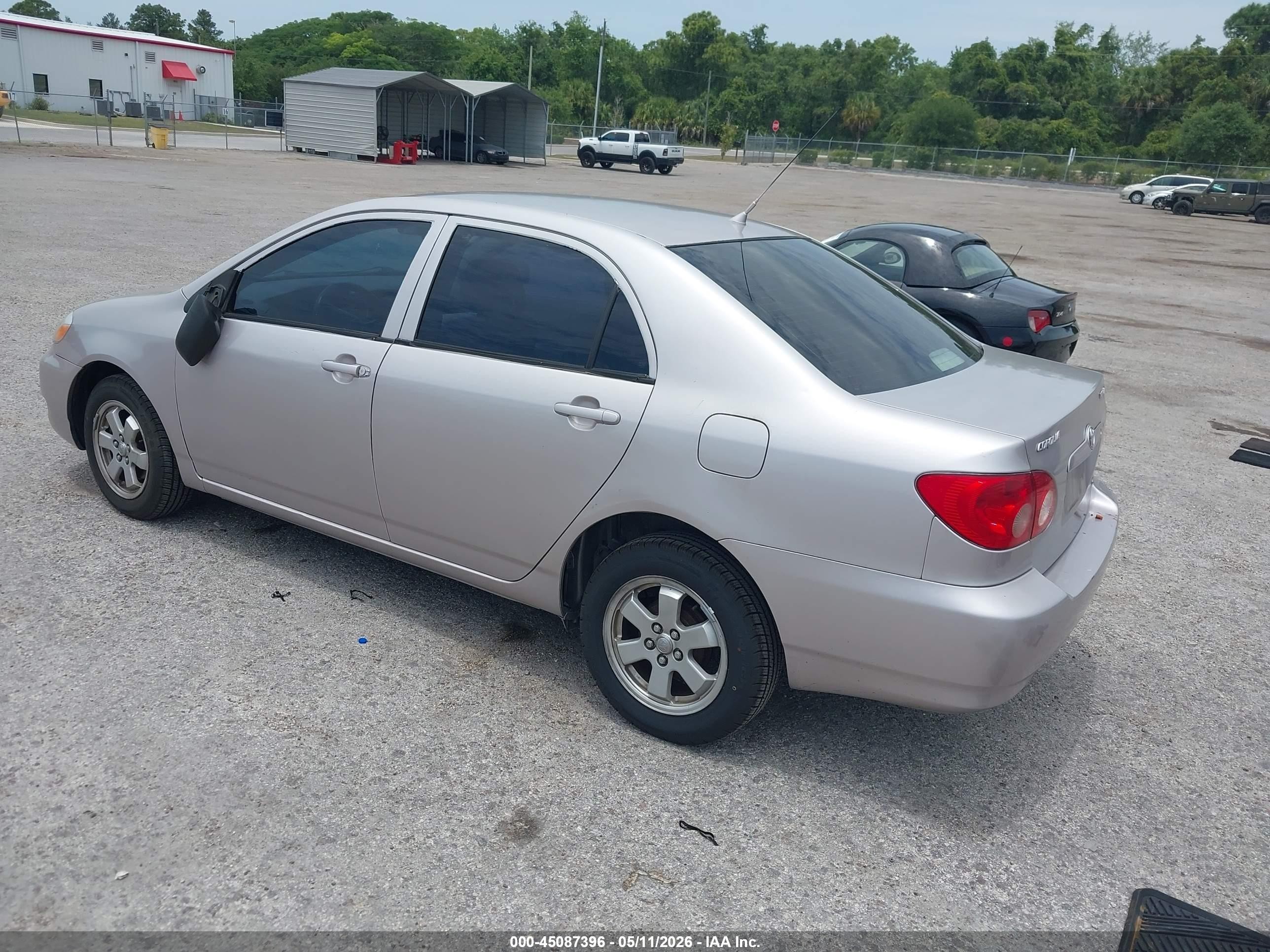 2007 Toyota Corolla Ce Silver vin: 2T1BR32E37C779404