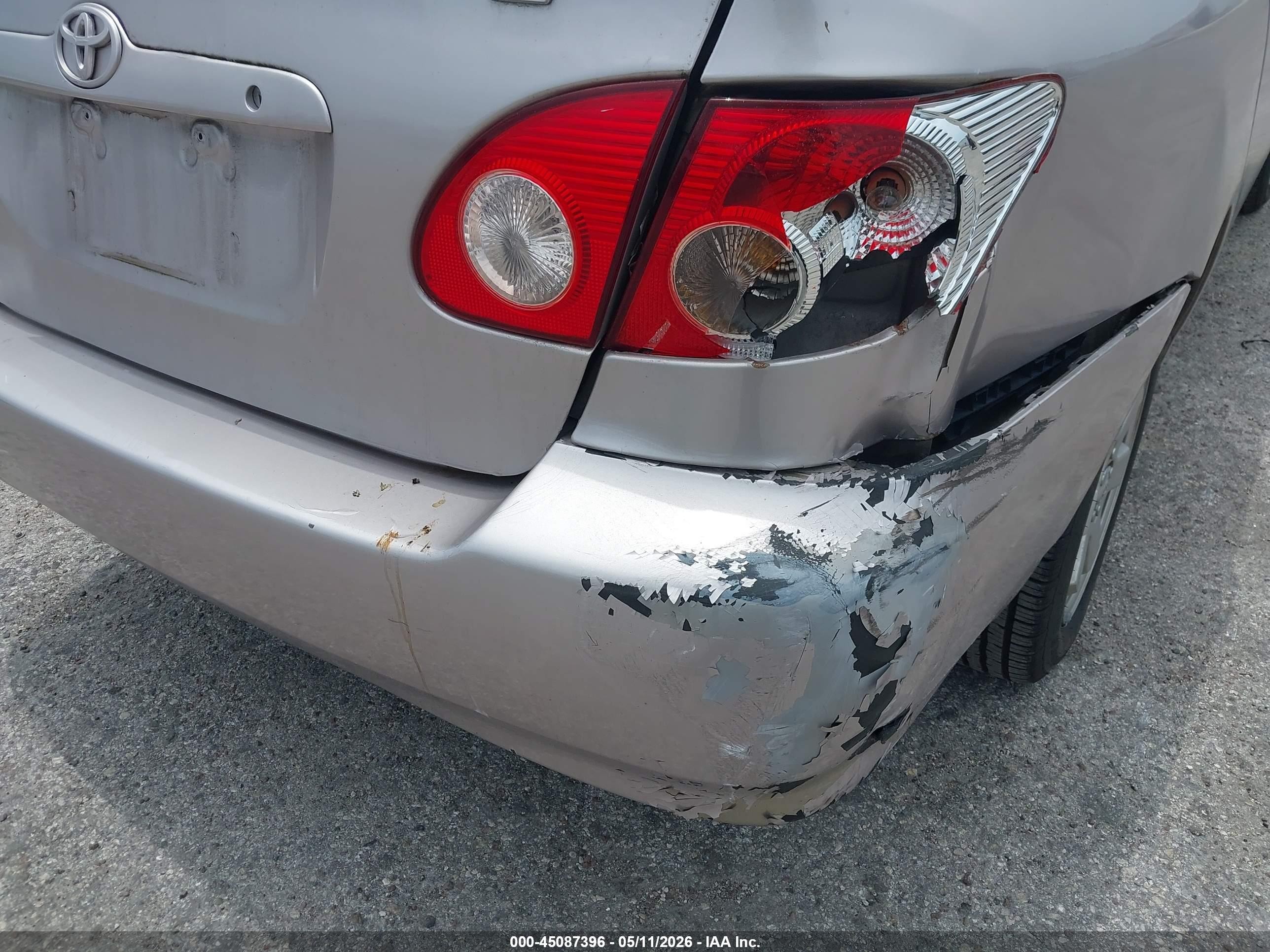2007 Toyota Corolla Ce Silver vin: 2T1BR32E37C779404