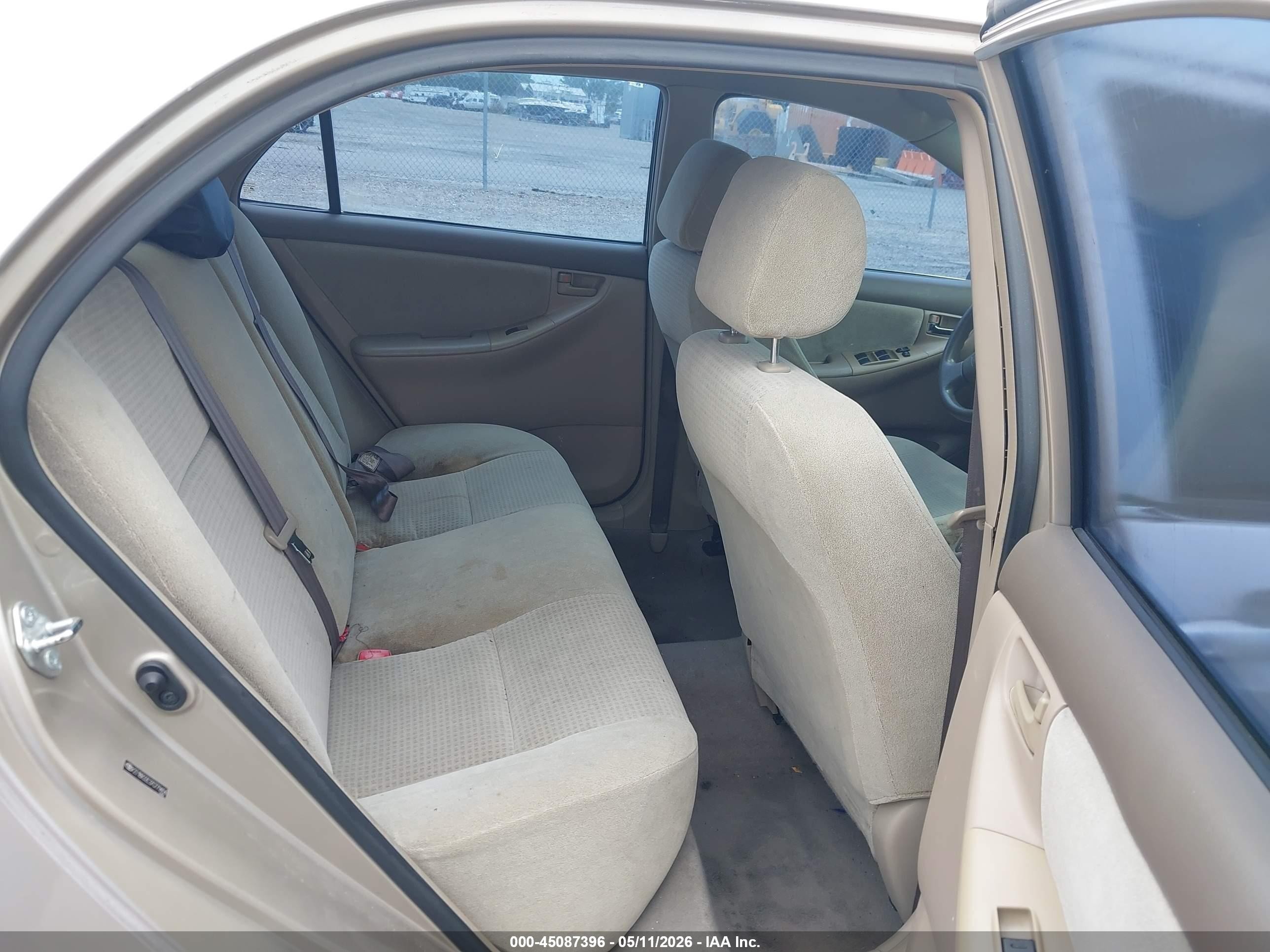 2007 Toyota Corolla Ce Silver vin: 2T1BR32E37C779404