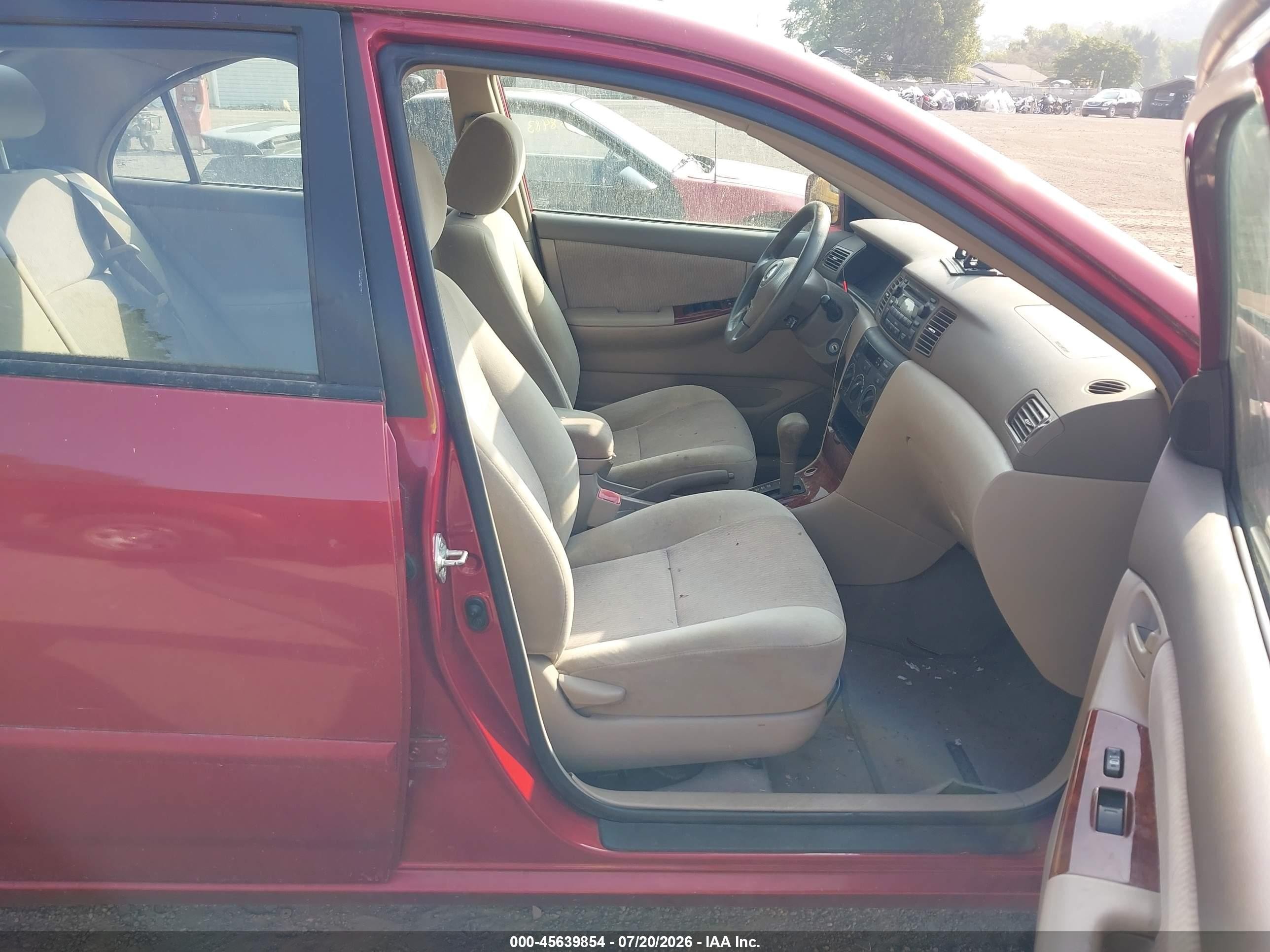 2007 Toyota Corolla Le Red vin: 2T1BR32E37C826642