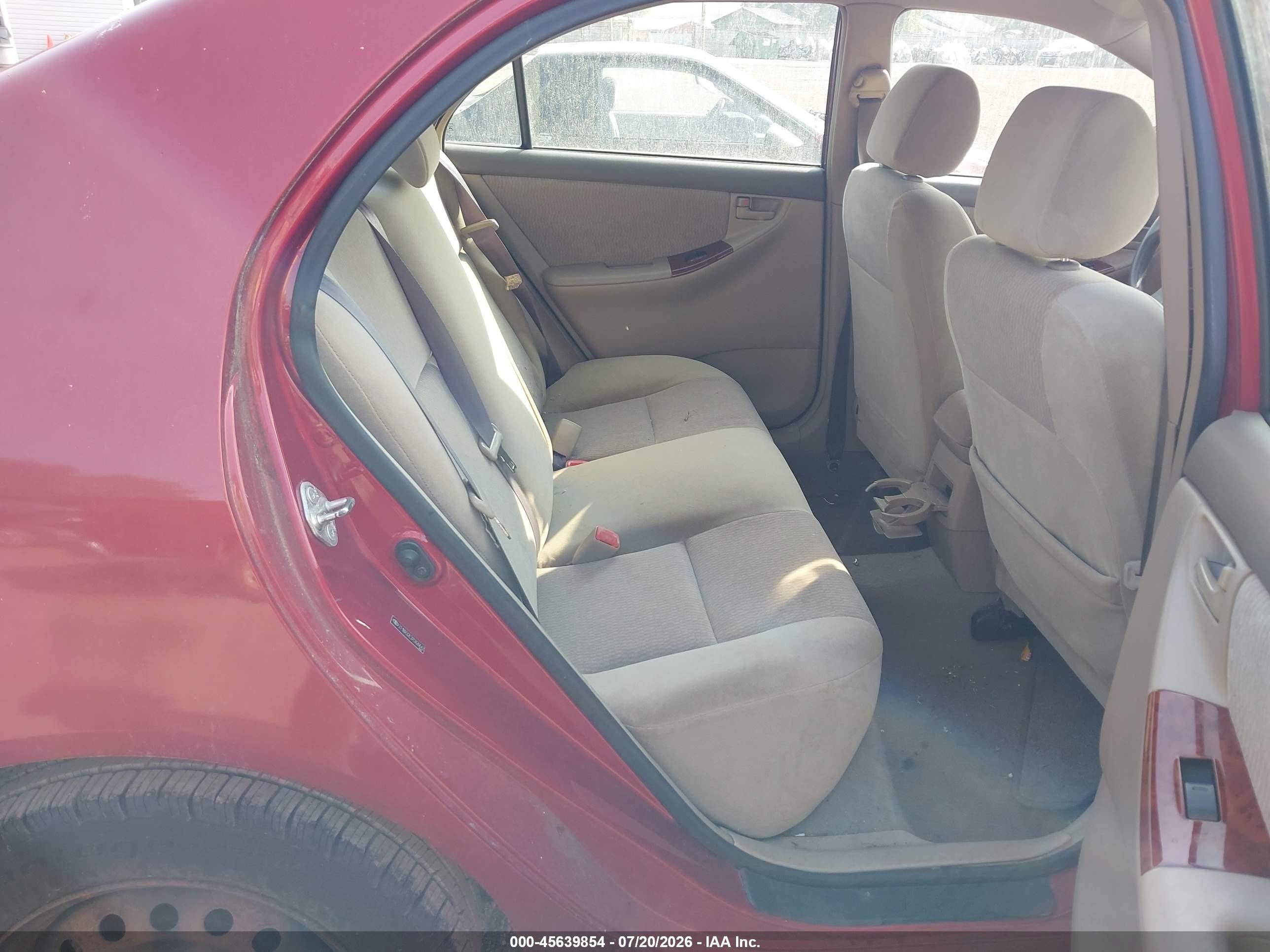 2007 Toyota Corolla Le Red vin: 2T1BR32E37C826642
