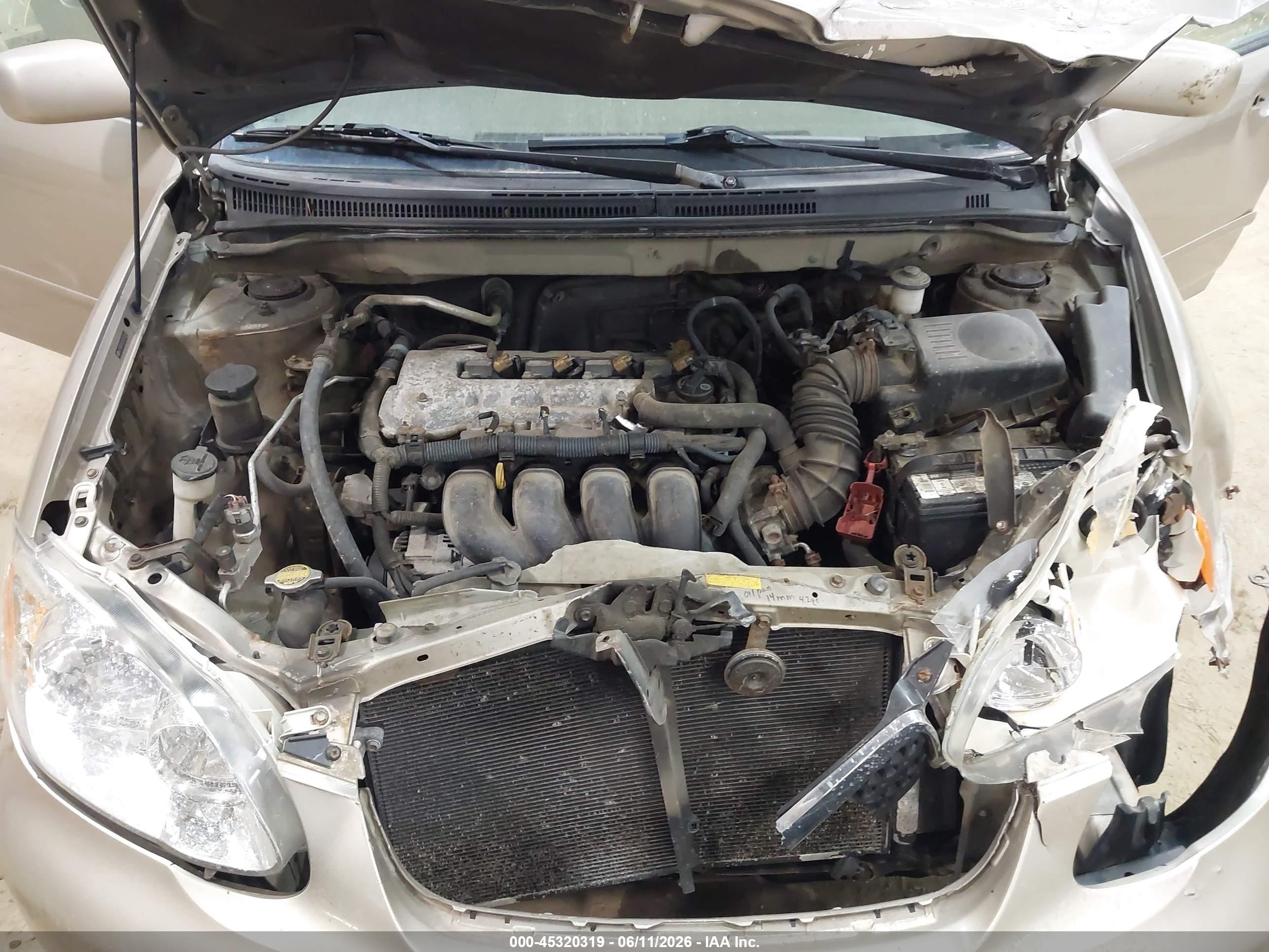 2008 Toyota Corolla Le Gold vin: 2T1BR32E38C873512